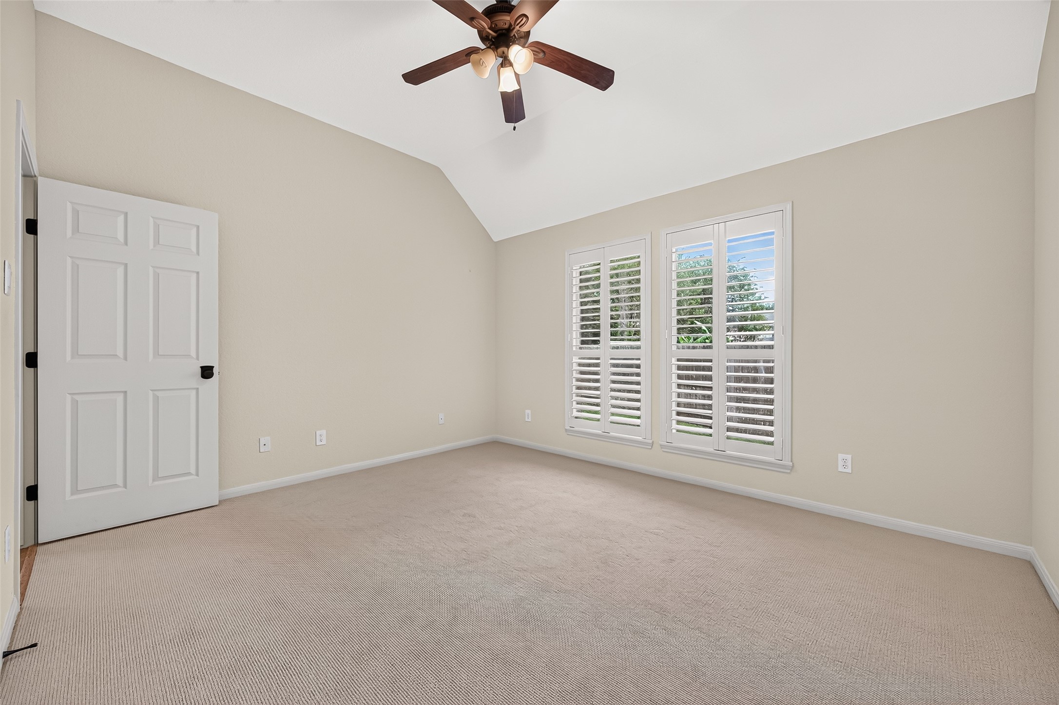 5242 Fountainbrook Lane Property Photo 33