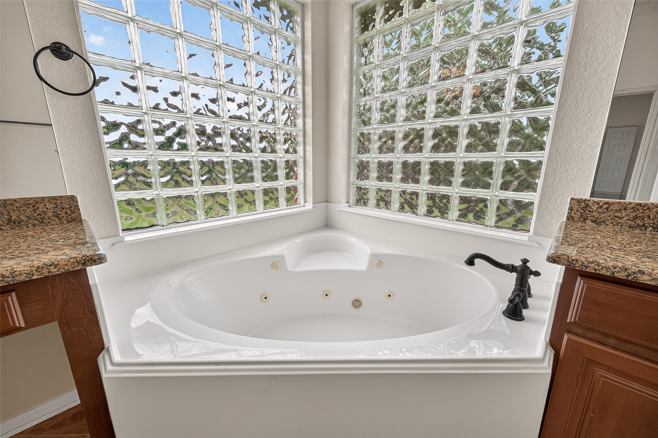 5242 Fountainbrook Lane Property Photo 41