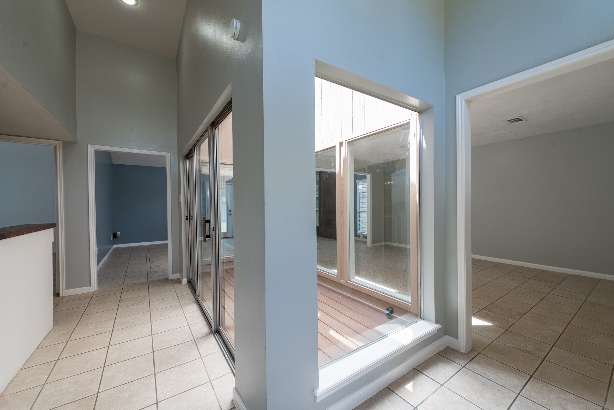 1022 White Sands Road Property Photo 8