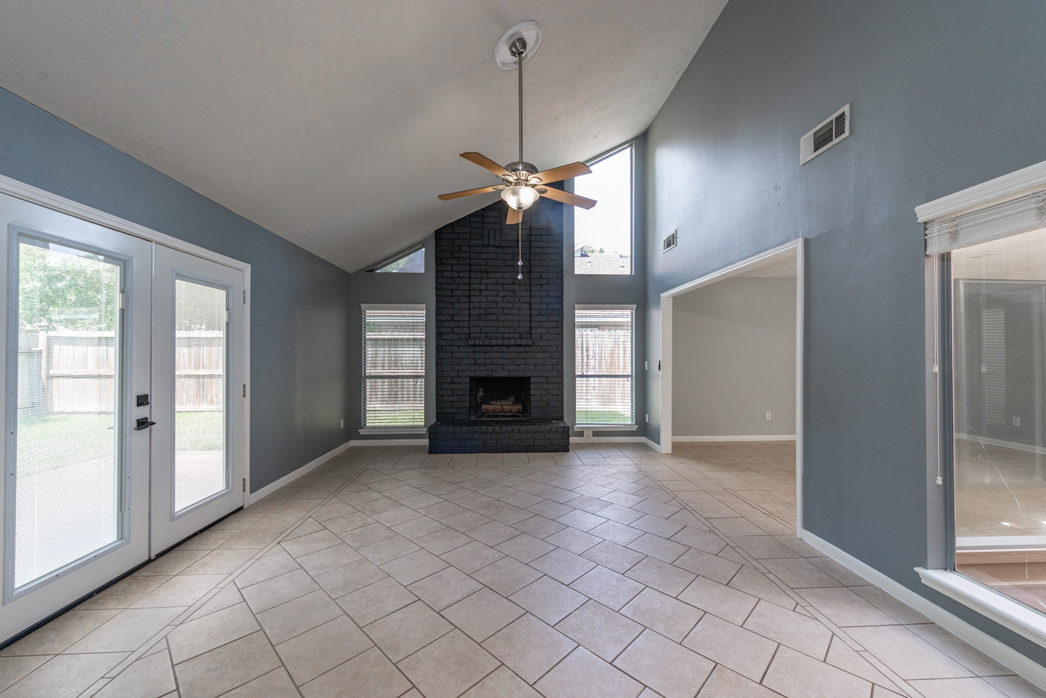 1022 White Sands Road Property Photo 14