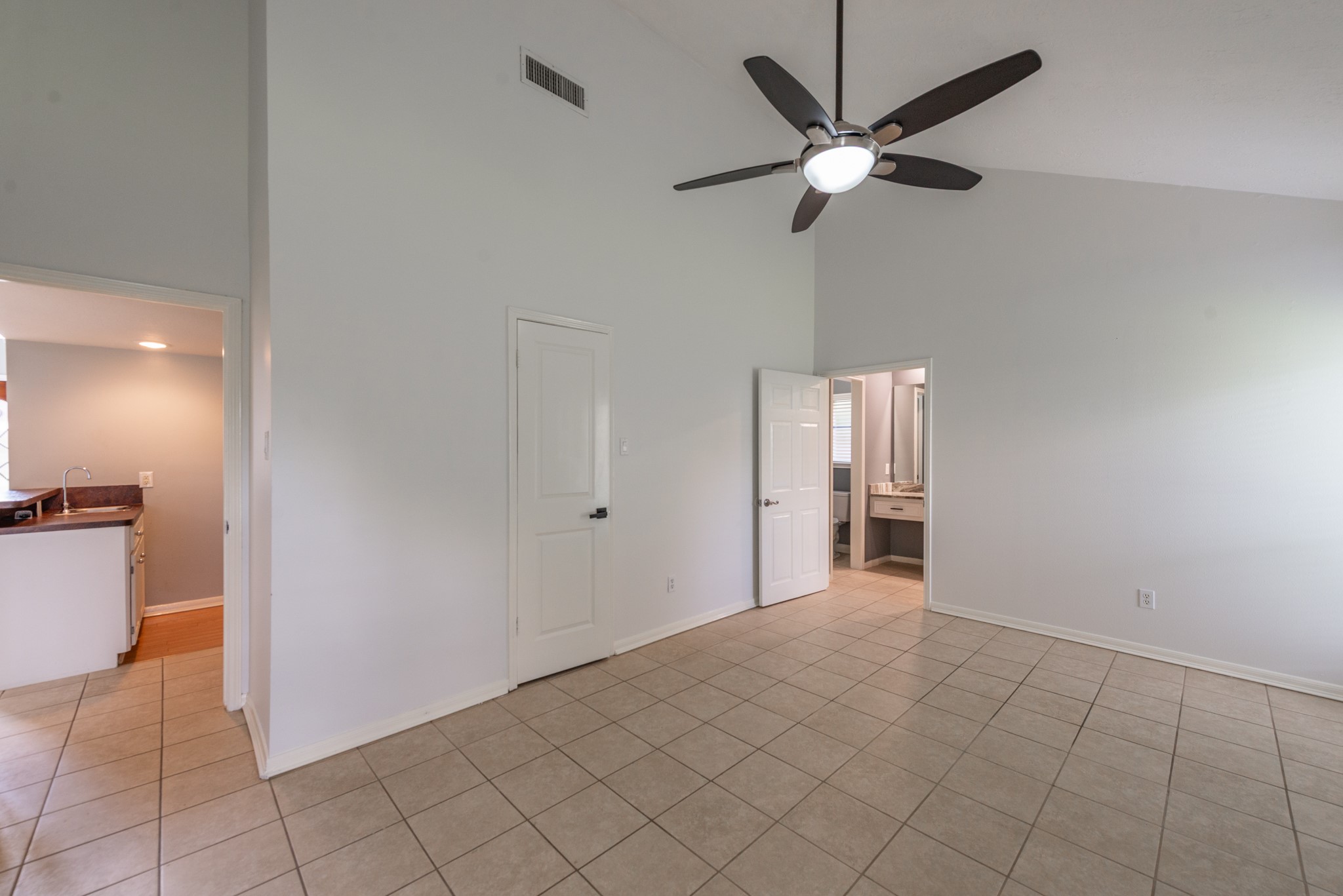 1022 White Sands Road Property Photo 20