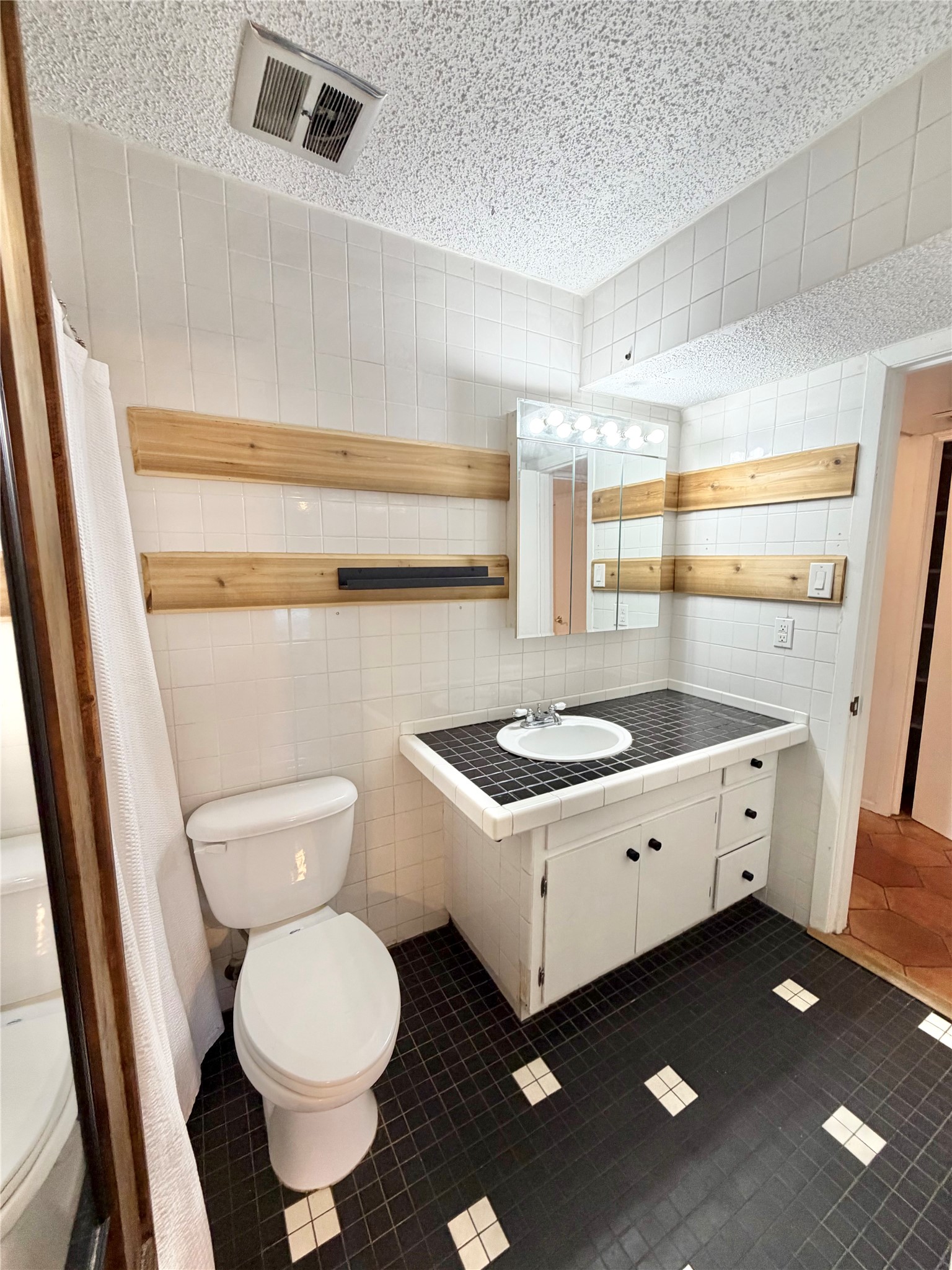 8281 Kingsbrook Road 256 Property Photo 11