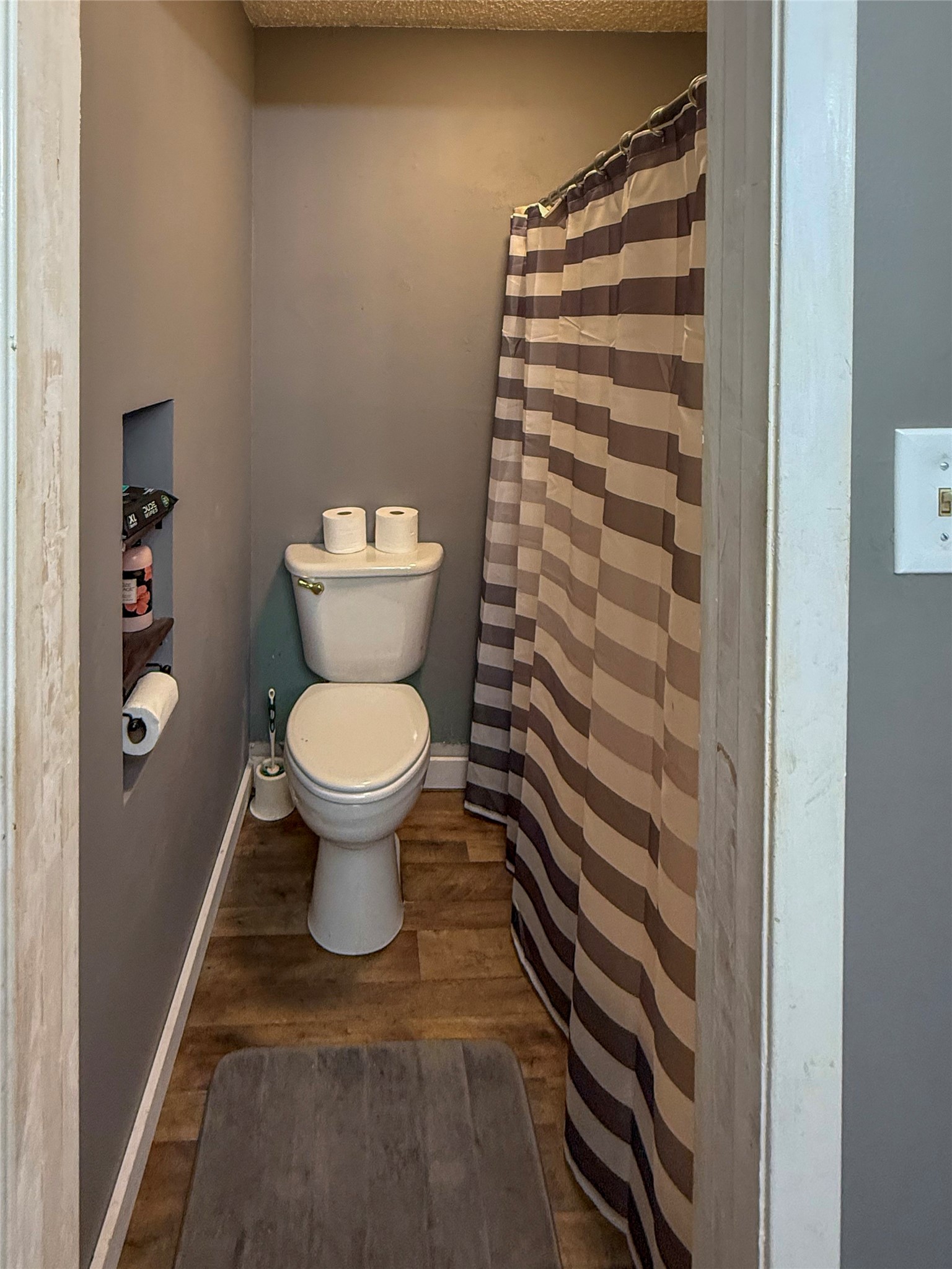 616 Lakeview Drive Property Photo 16