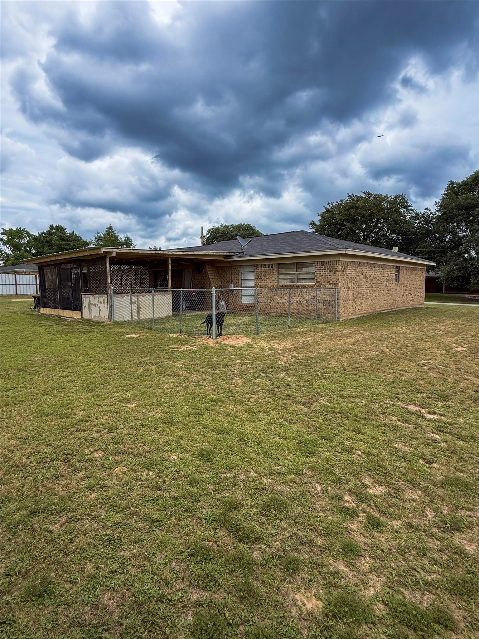 616 Lakeview Drive Property Photo 24