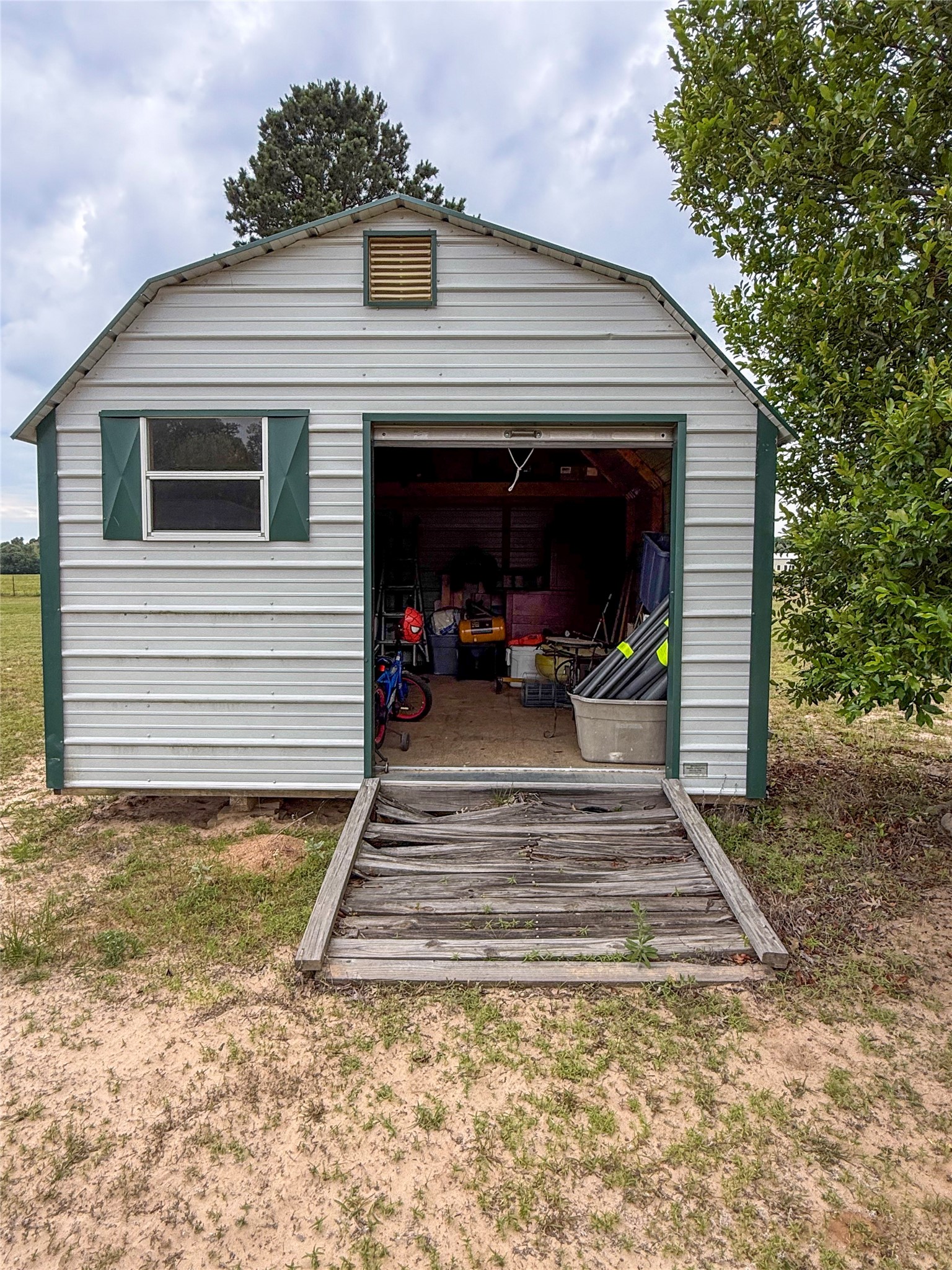 616 Lakeview Drive Property Photo 26