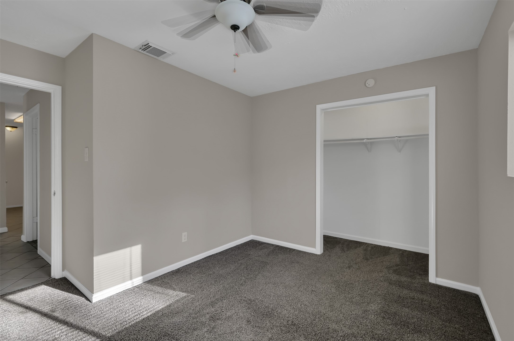 1018 Surrey Court Property Photo 25