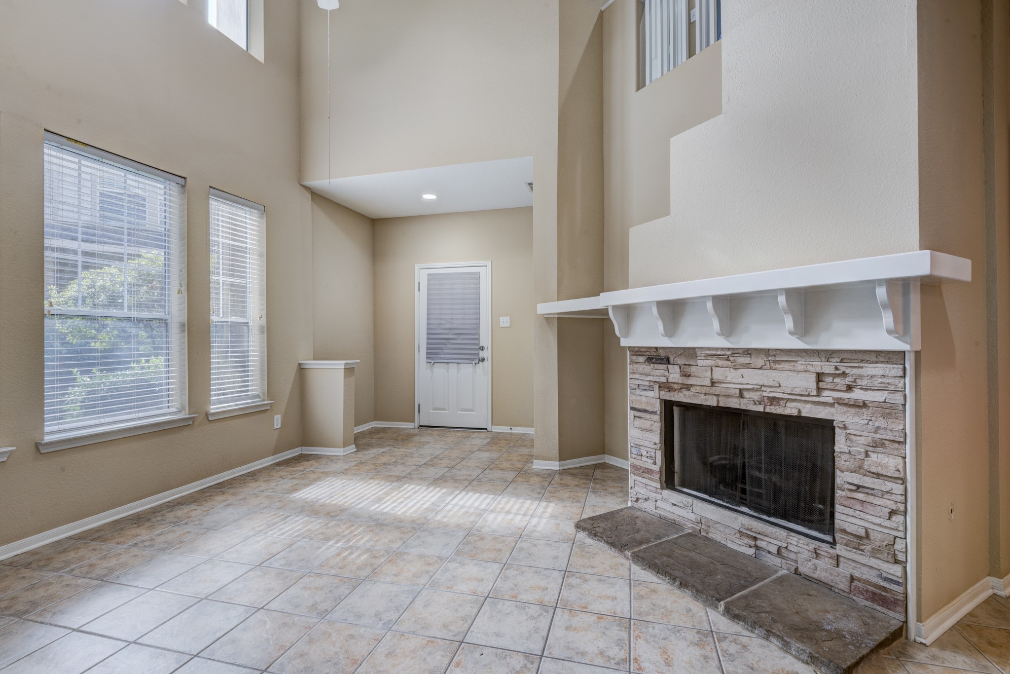 26 Stone Creek Place Property Photo 7