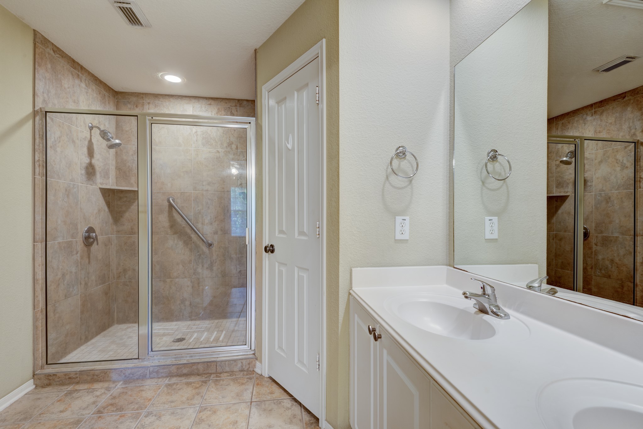 26 Stone Creek Place Property Photo 16