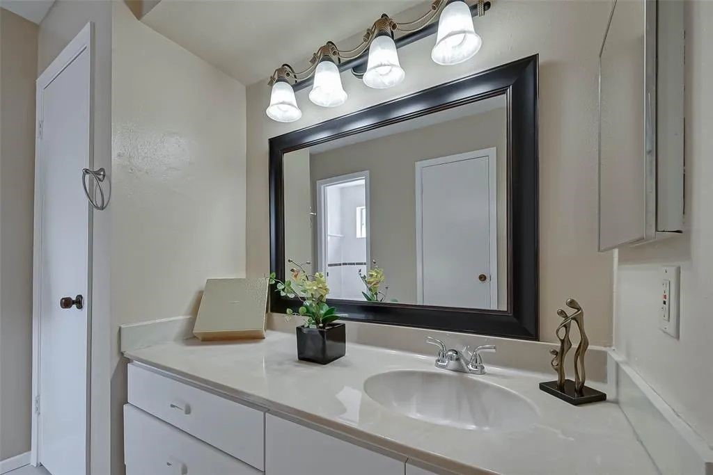 10431 Odessa Drive Property Photo 24