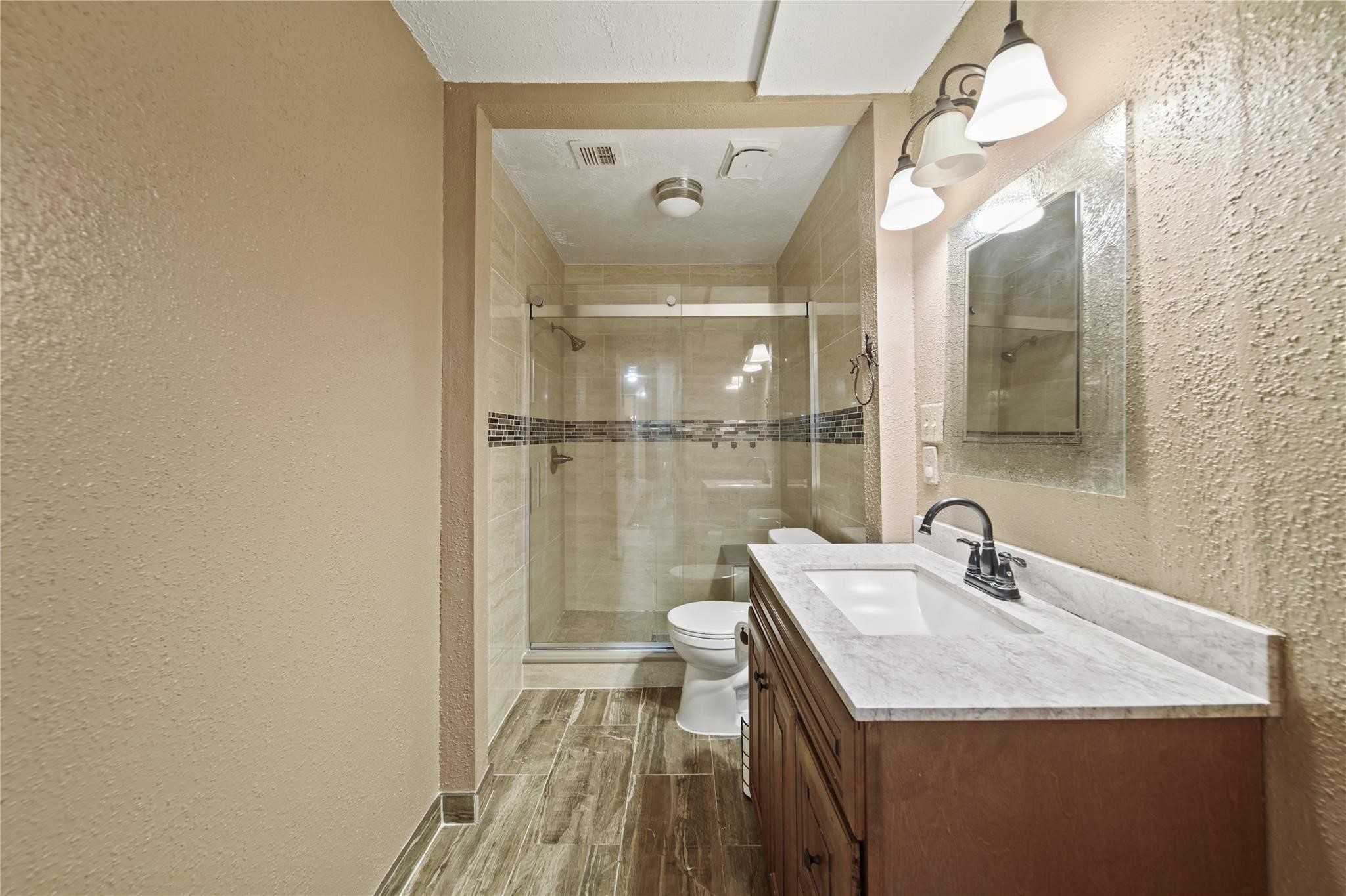 10431 Odessa Drive Property Photo 27