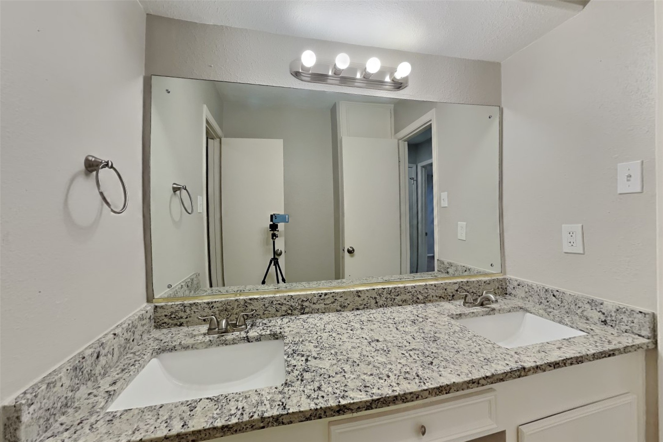 2318 Turtle Creek Drive Property Photo 17