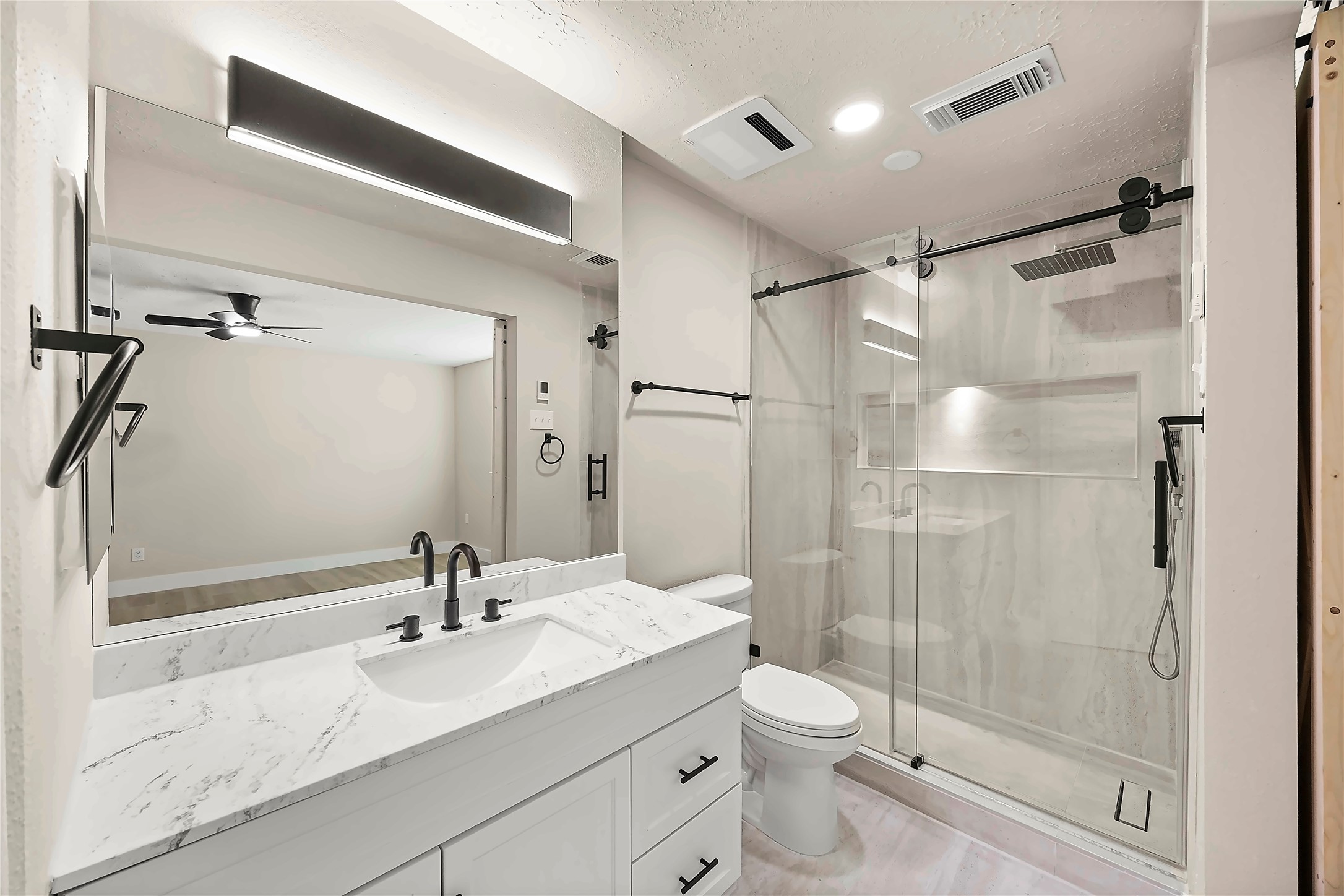 10814 Village Trail Drive Property Photo 8