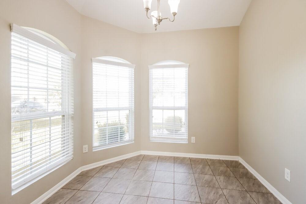 12210 Zenith Ridge Way Property Photo 7