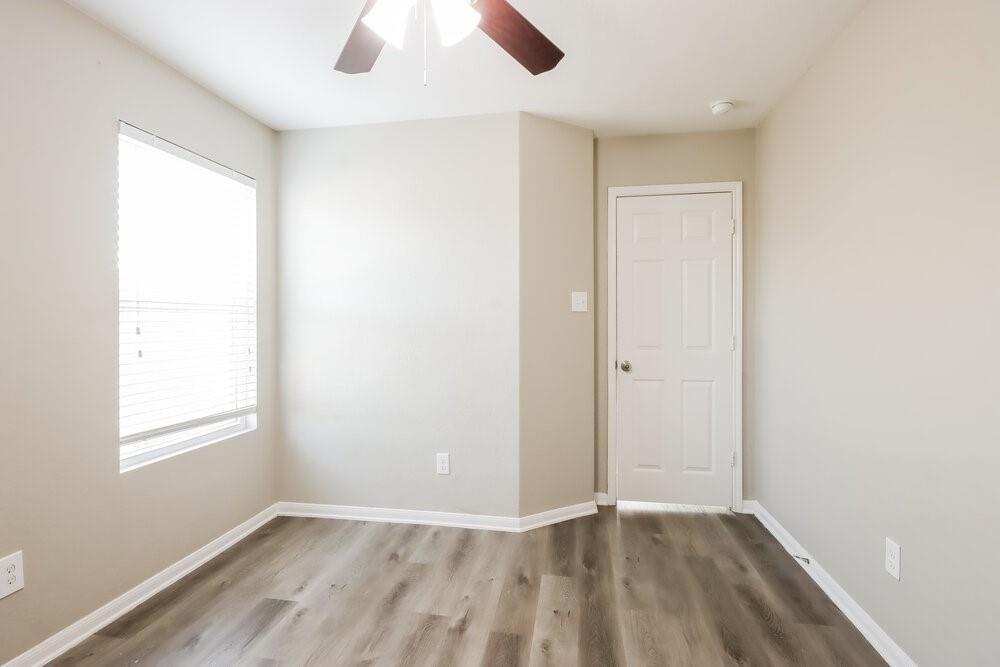 12210 Zenith Ridge Way Property Photo 13
