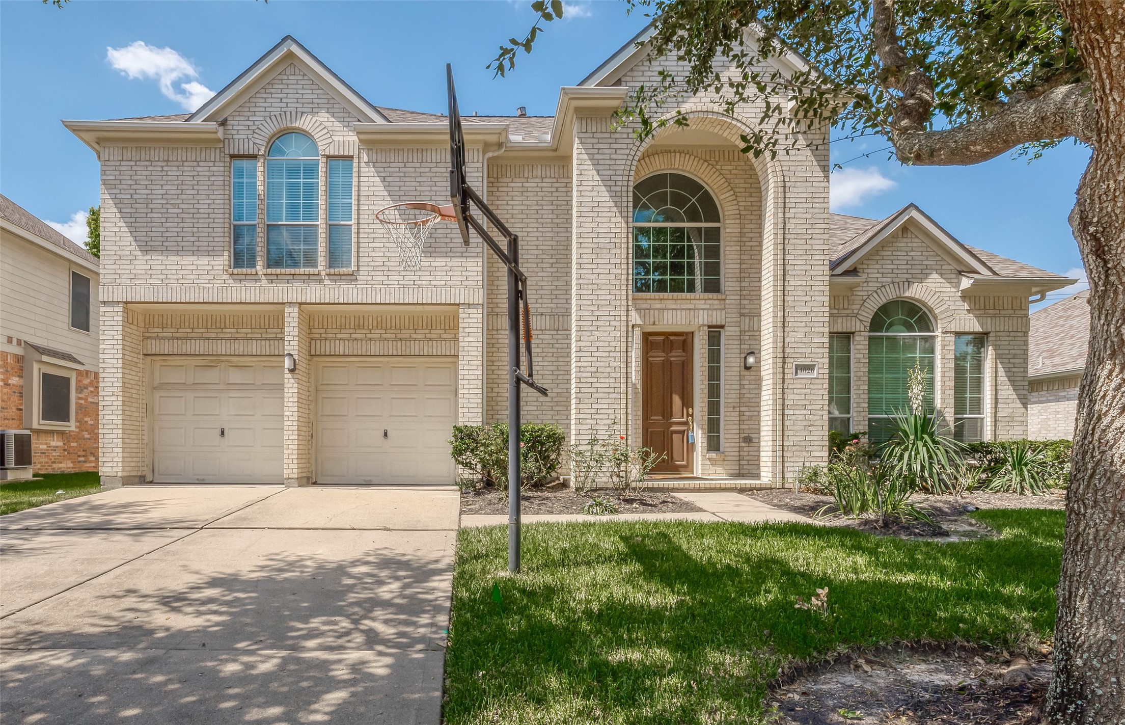 14026 Shamrock Park Lane Property Photo 1