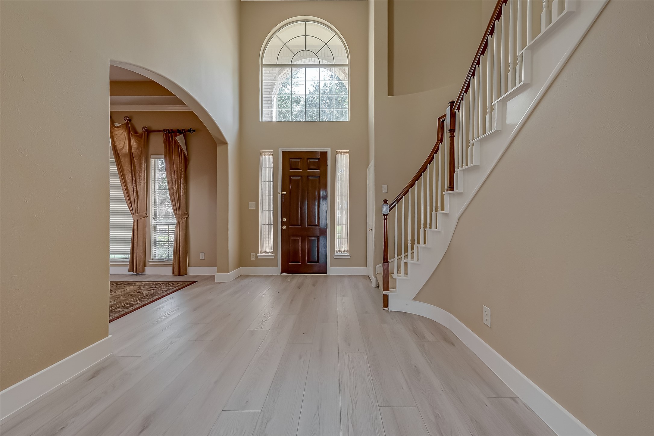 14026 Shamrock Park Lane Property Photo 11