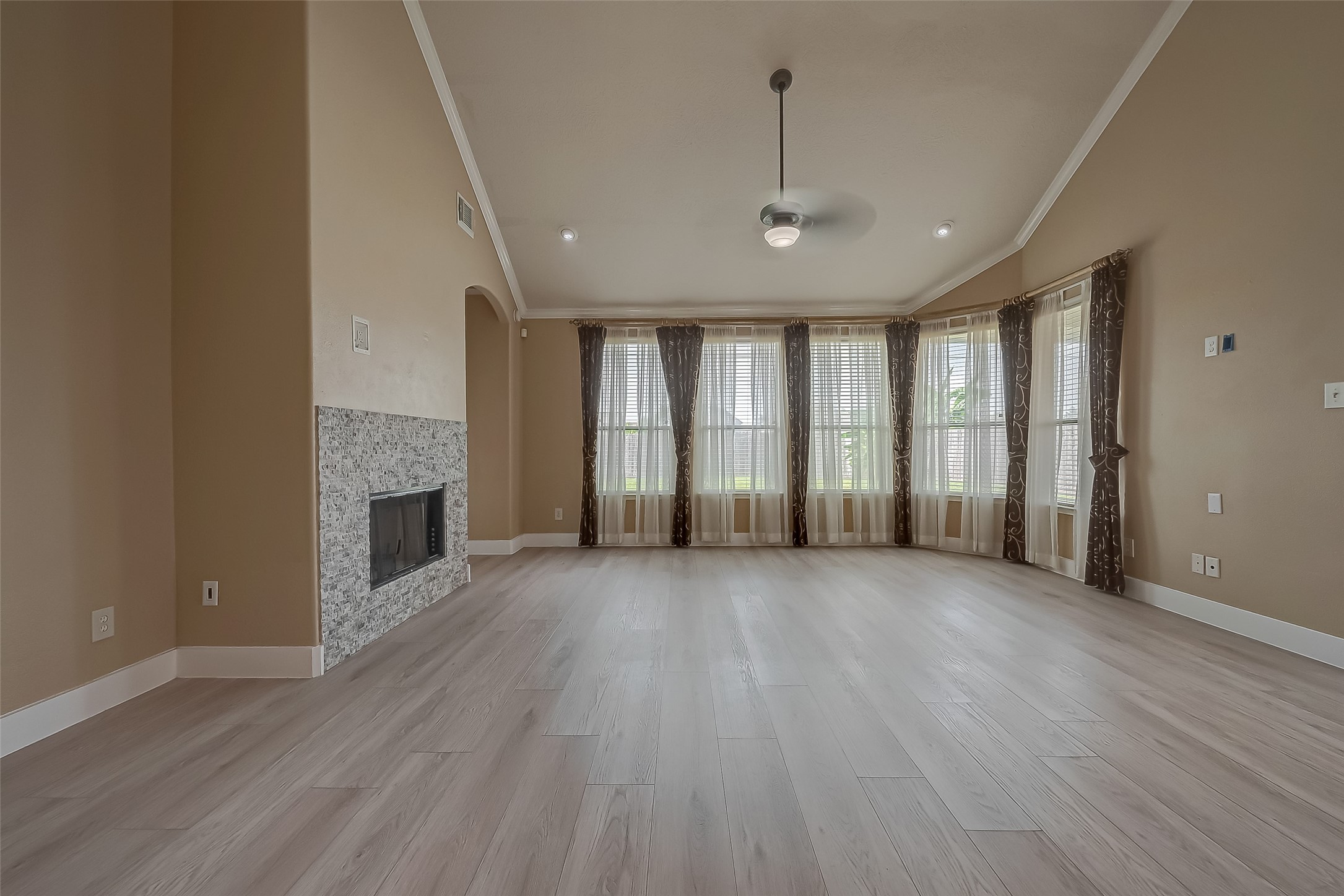 14026 Shamrock Park Lane Property Photo 13