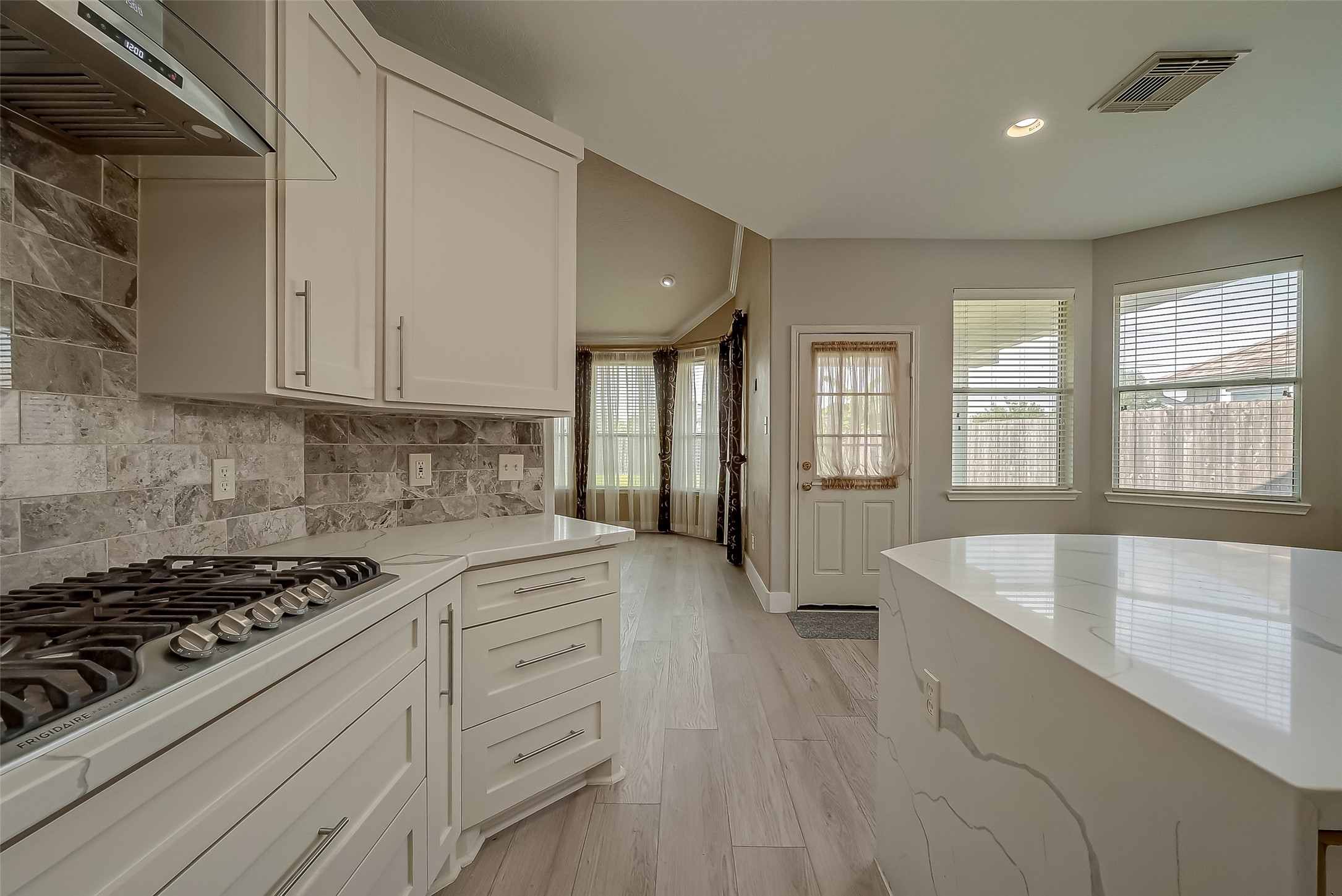 14026 Shamrock Park Lane Property Photo 29