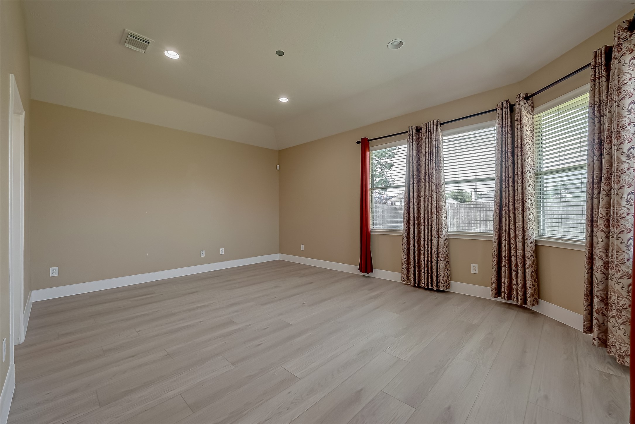14026 Shamrock Park Lane Property Photo 43