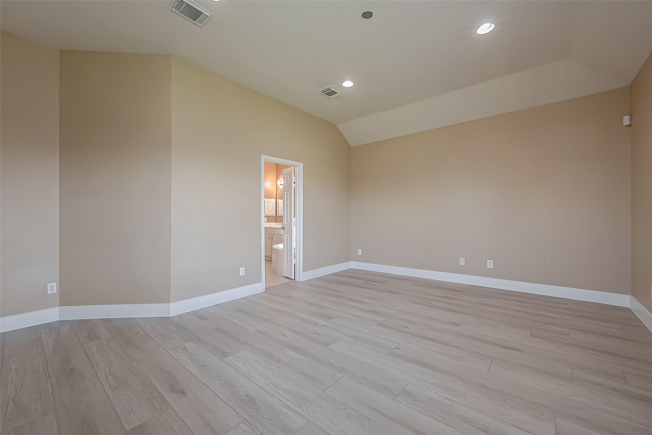14026 Shamrock Park Lane Property Photo 44