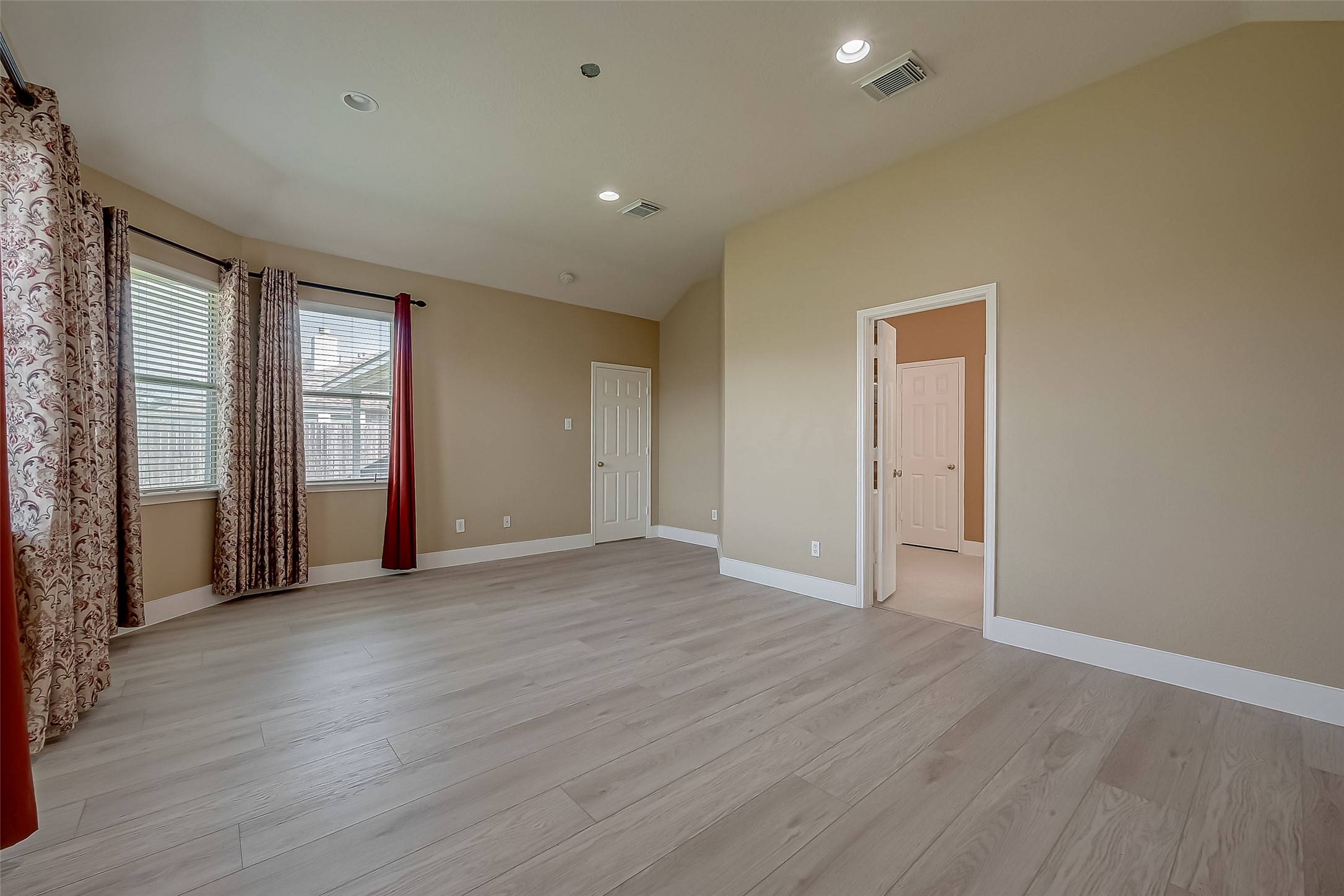 14026 Shamrock Park Lane Property Photo 45