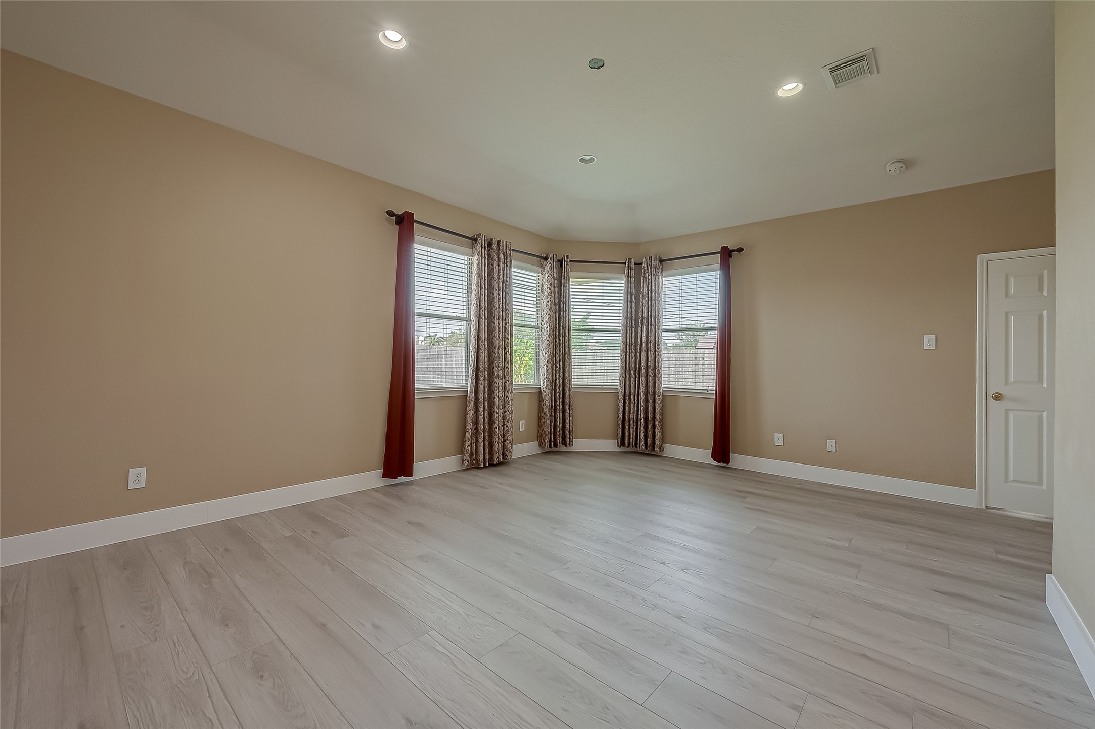 14026 Shamrock Park Lane Property Photo 46