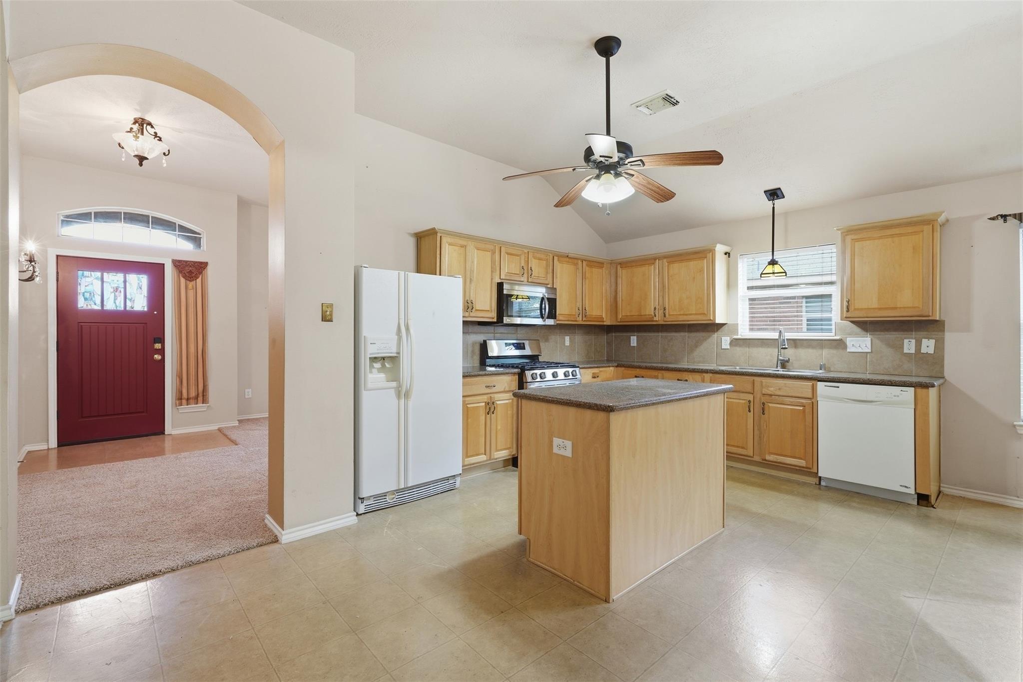 1903 Manor Drive, Baytown Tx 77521 Property Photo 8