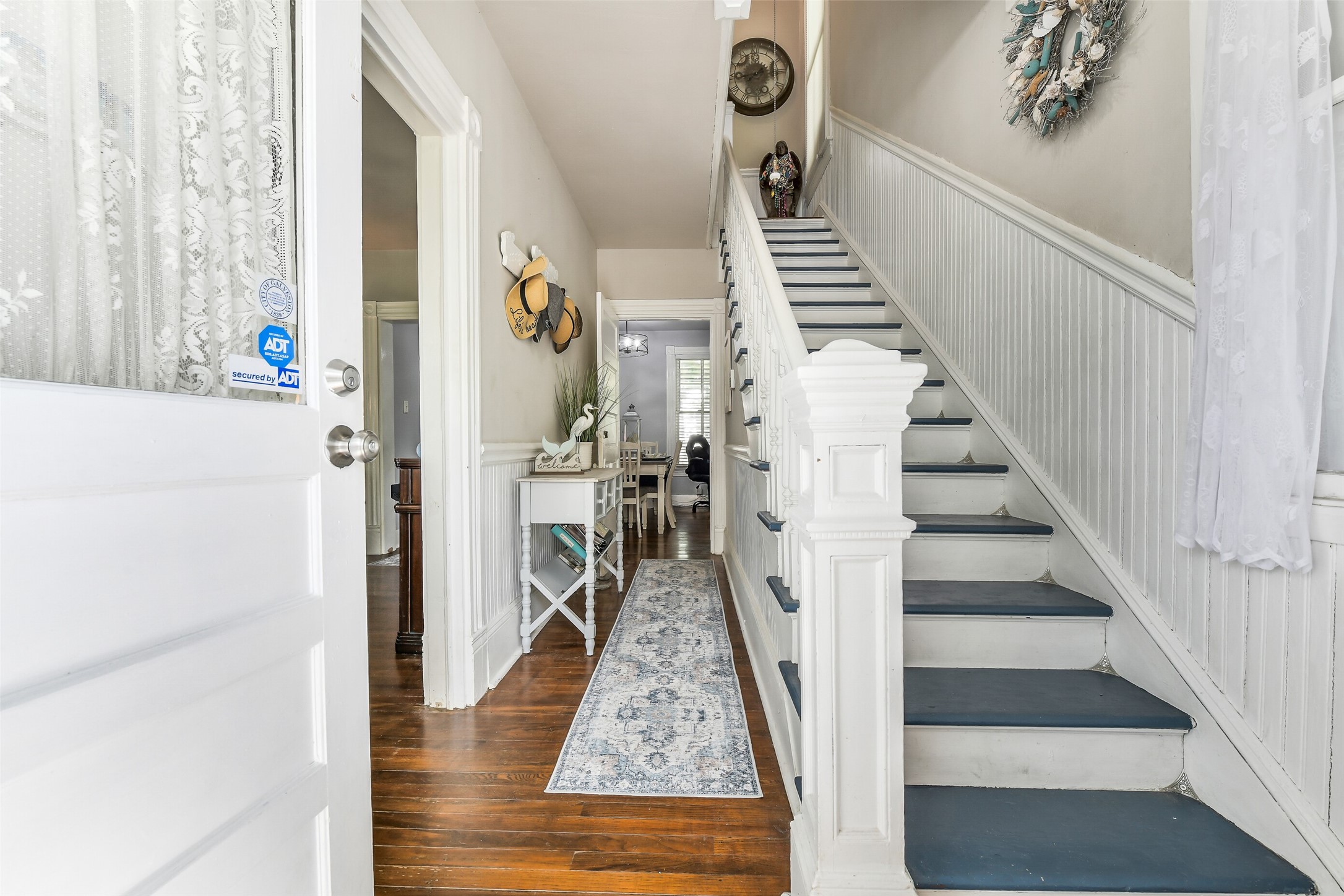 4506 Avenue K Property Photo 5