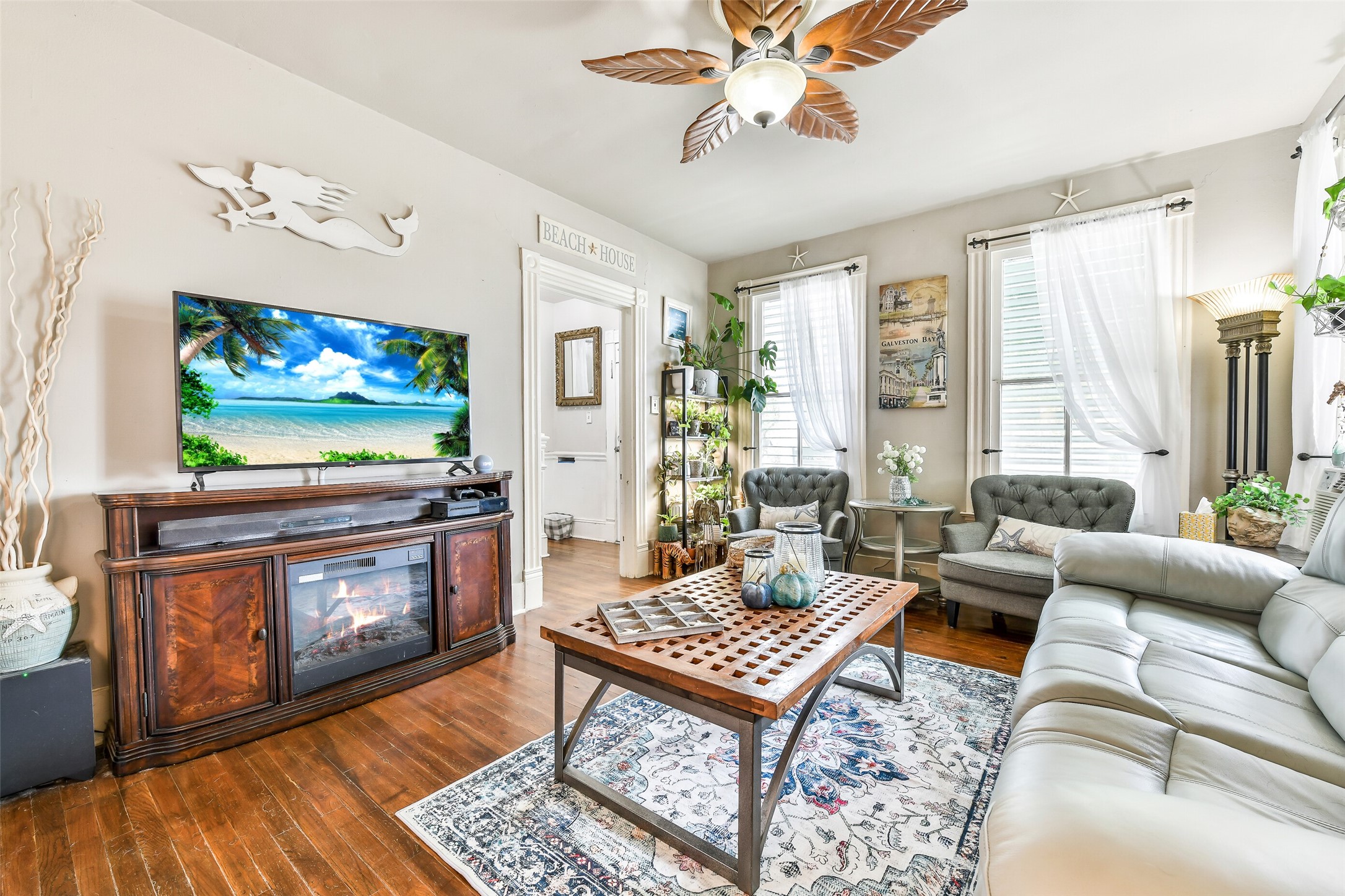 4506 Avenue K Property Photo 9