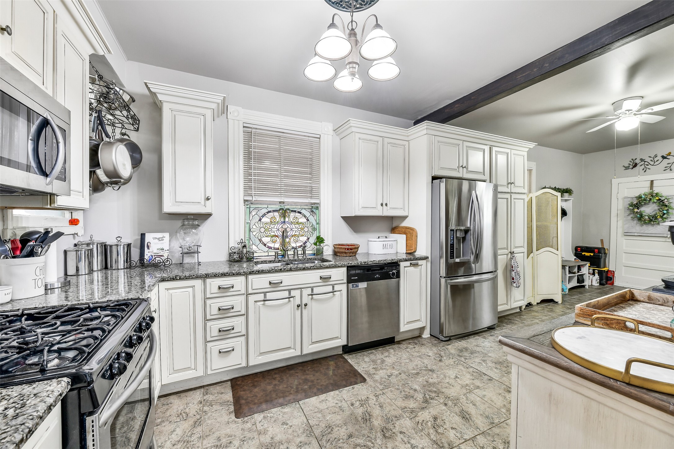 4506 Avenue K Property Photo 13