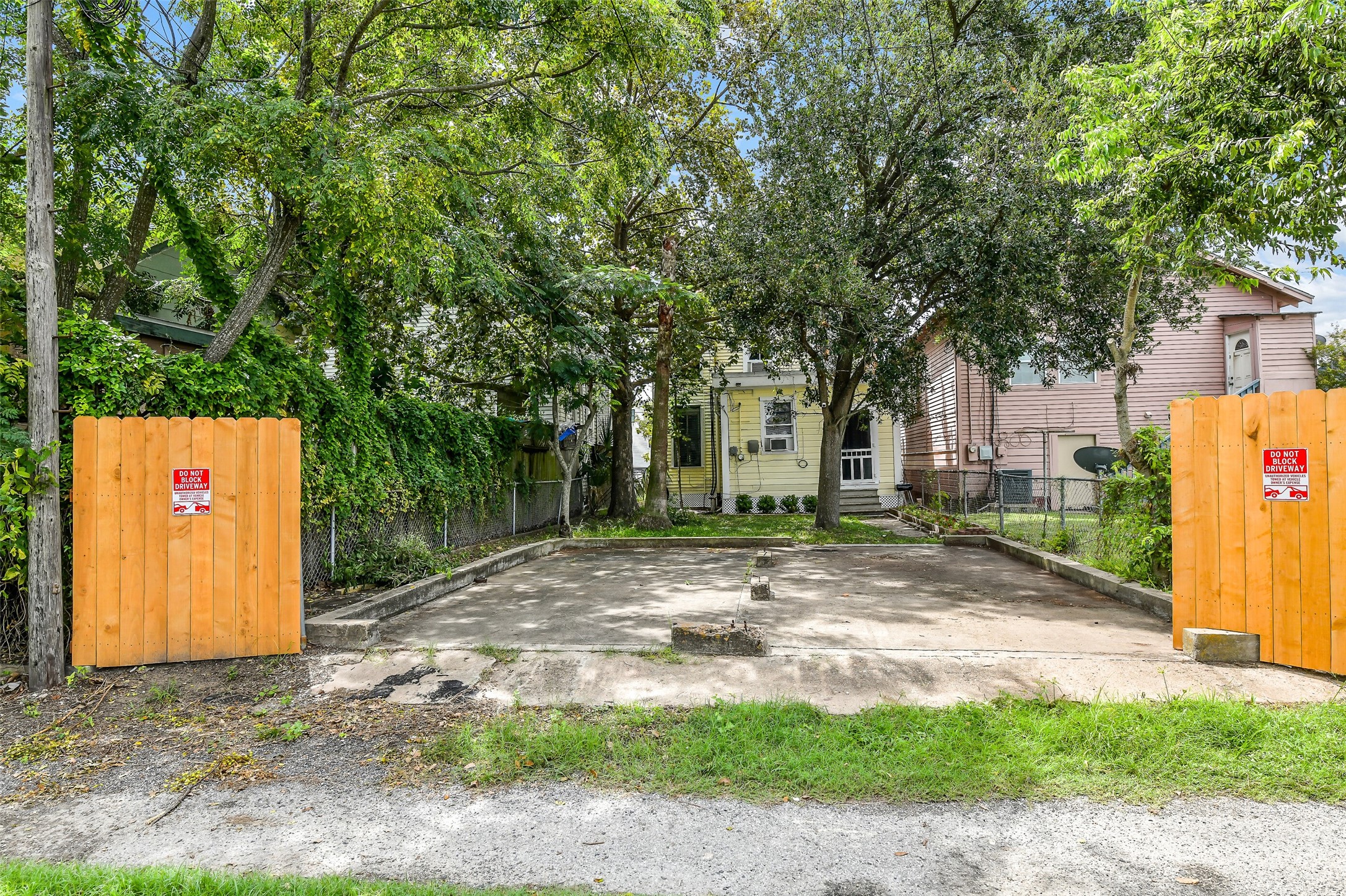 4506 Avenue K Property Photo 25