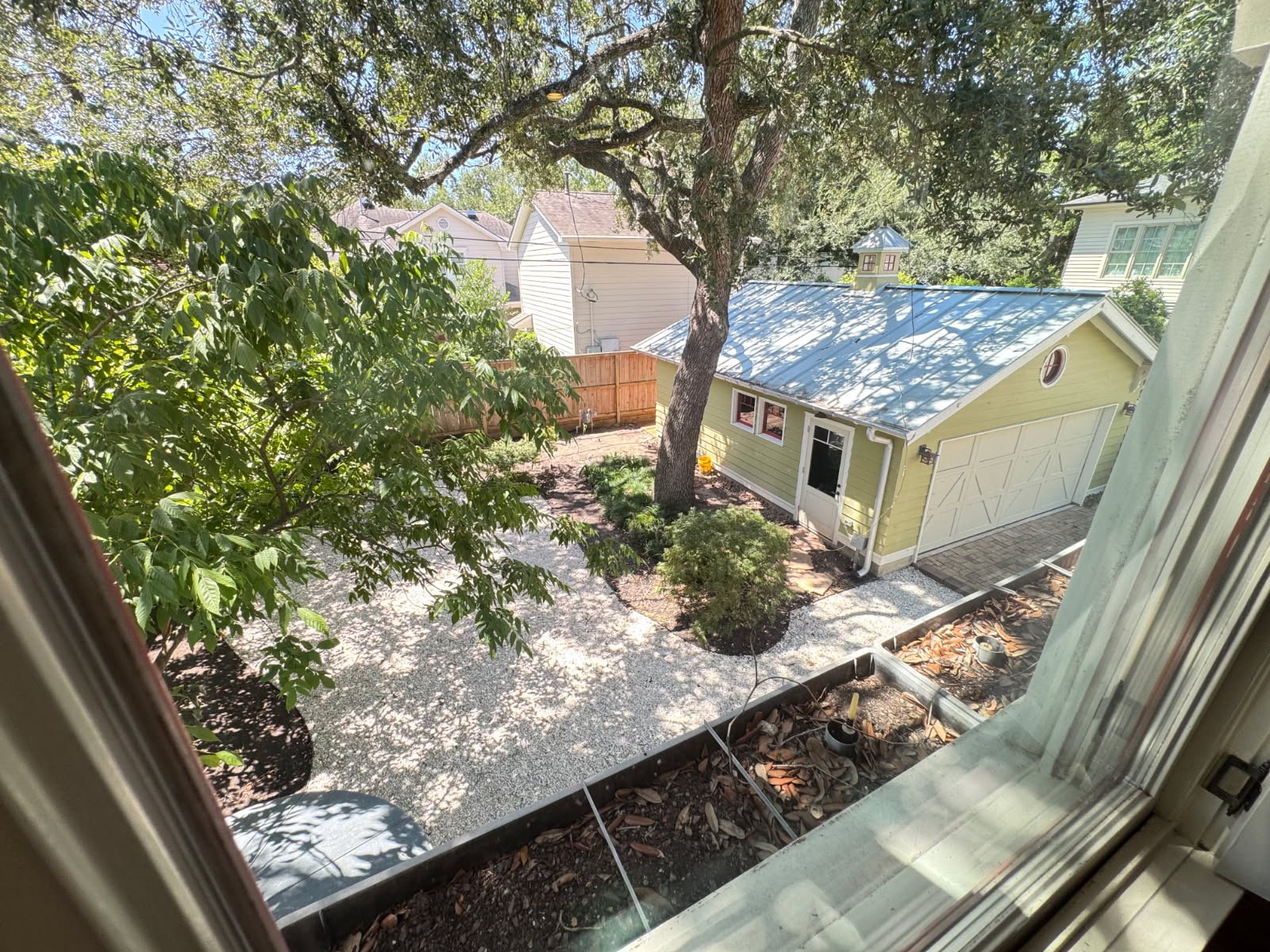2709 Albans Road Property Photo 7