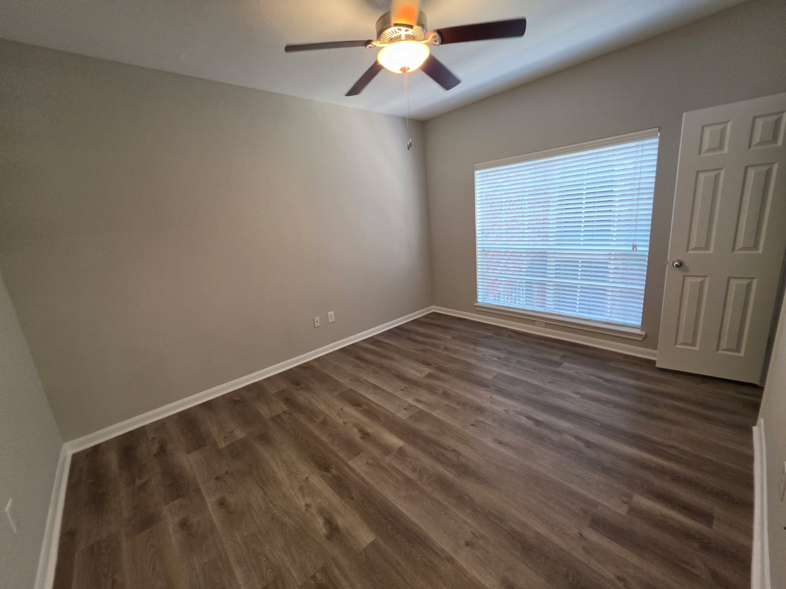 1919 Post Oak Park Drive 2208 Property Photo 14
