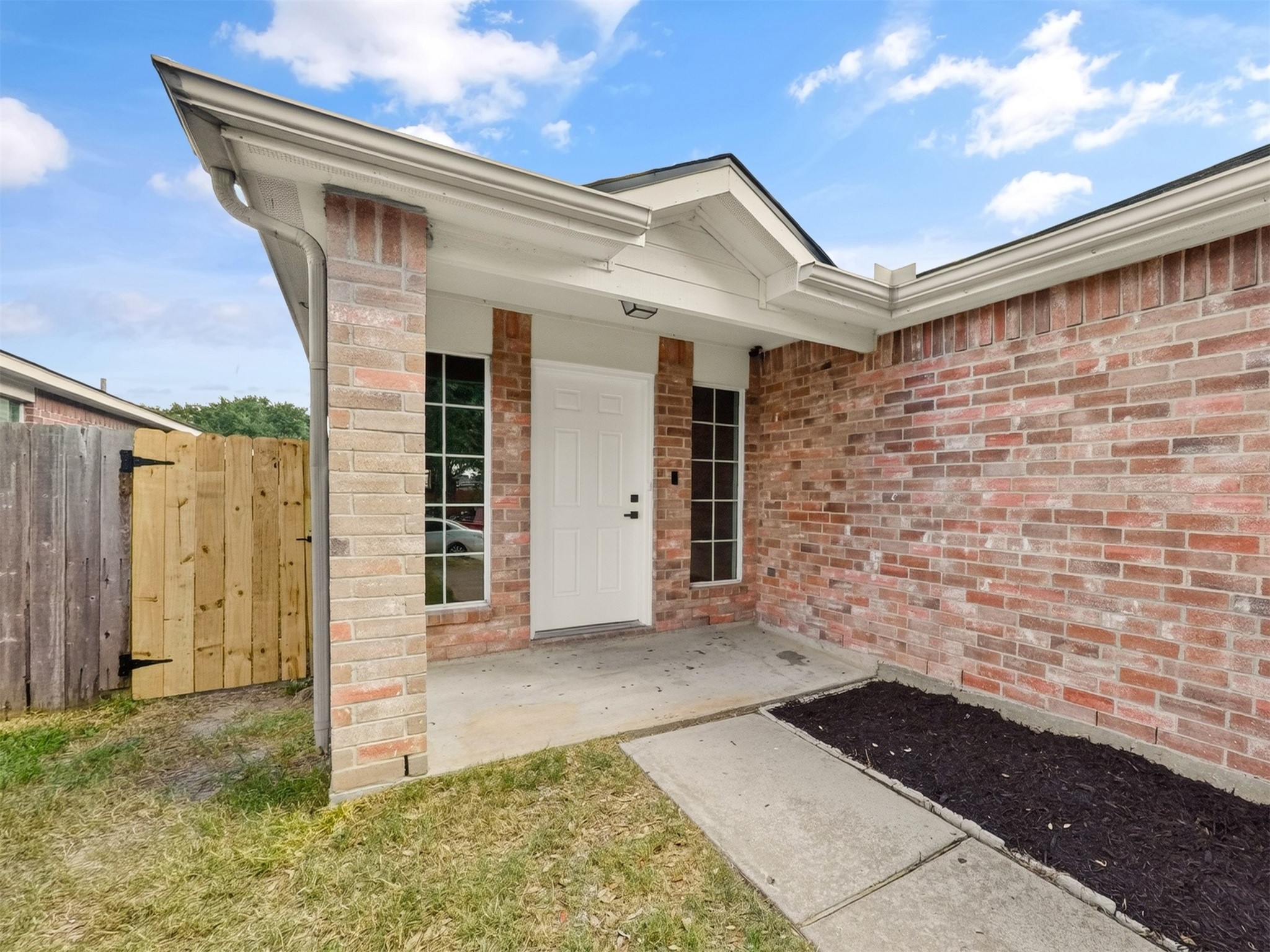 18710 Reynolds Park Drive Property Photo 3