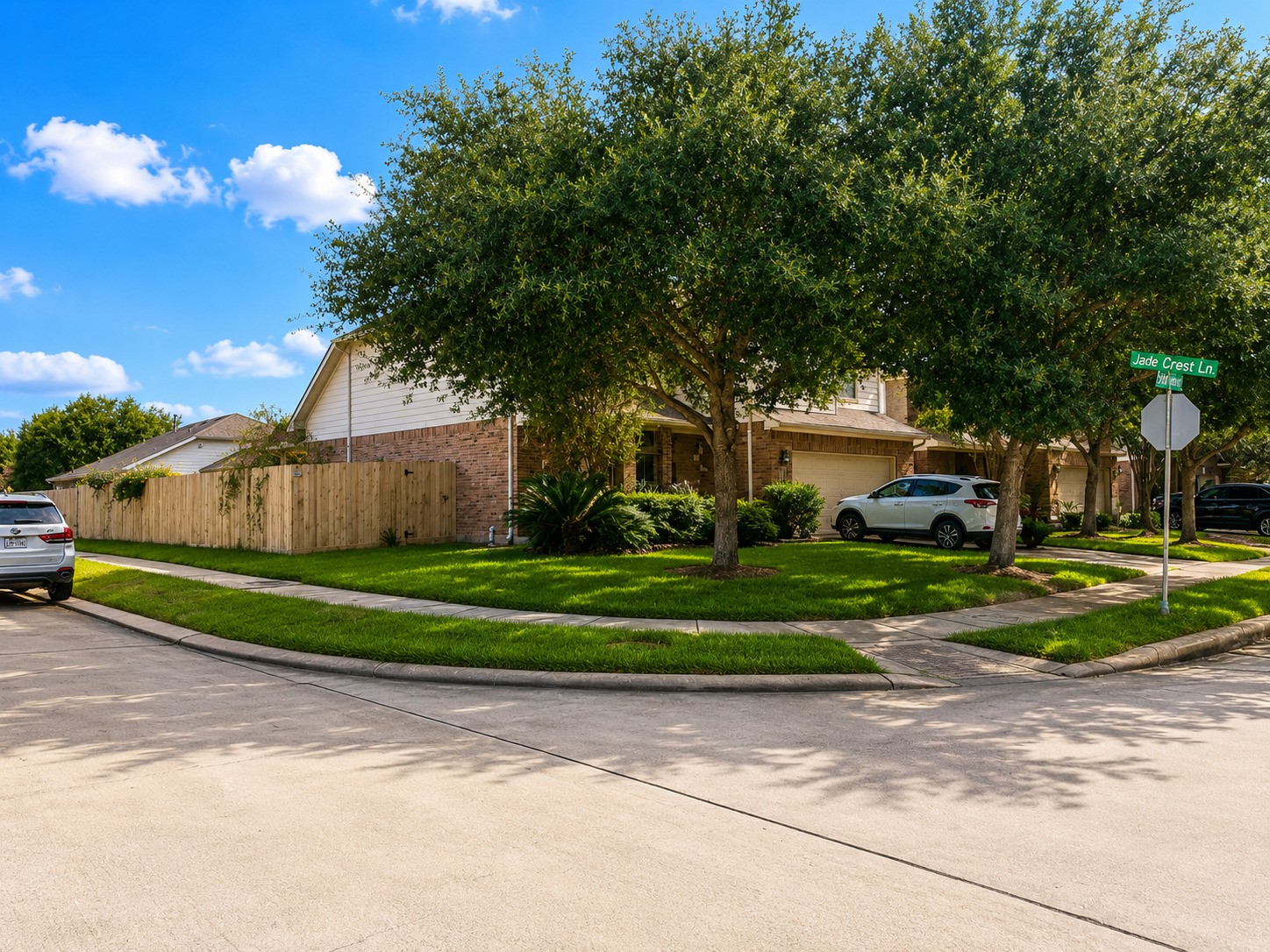 25203 Bright Hollow Lane Property Photo 2