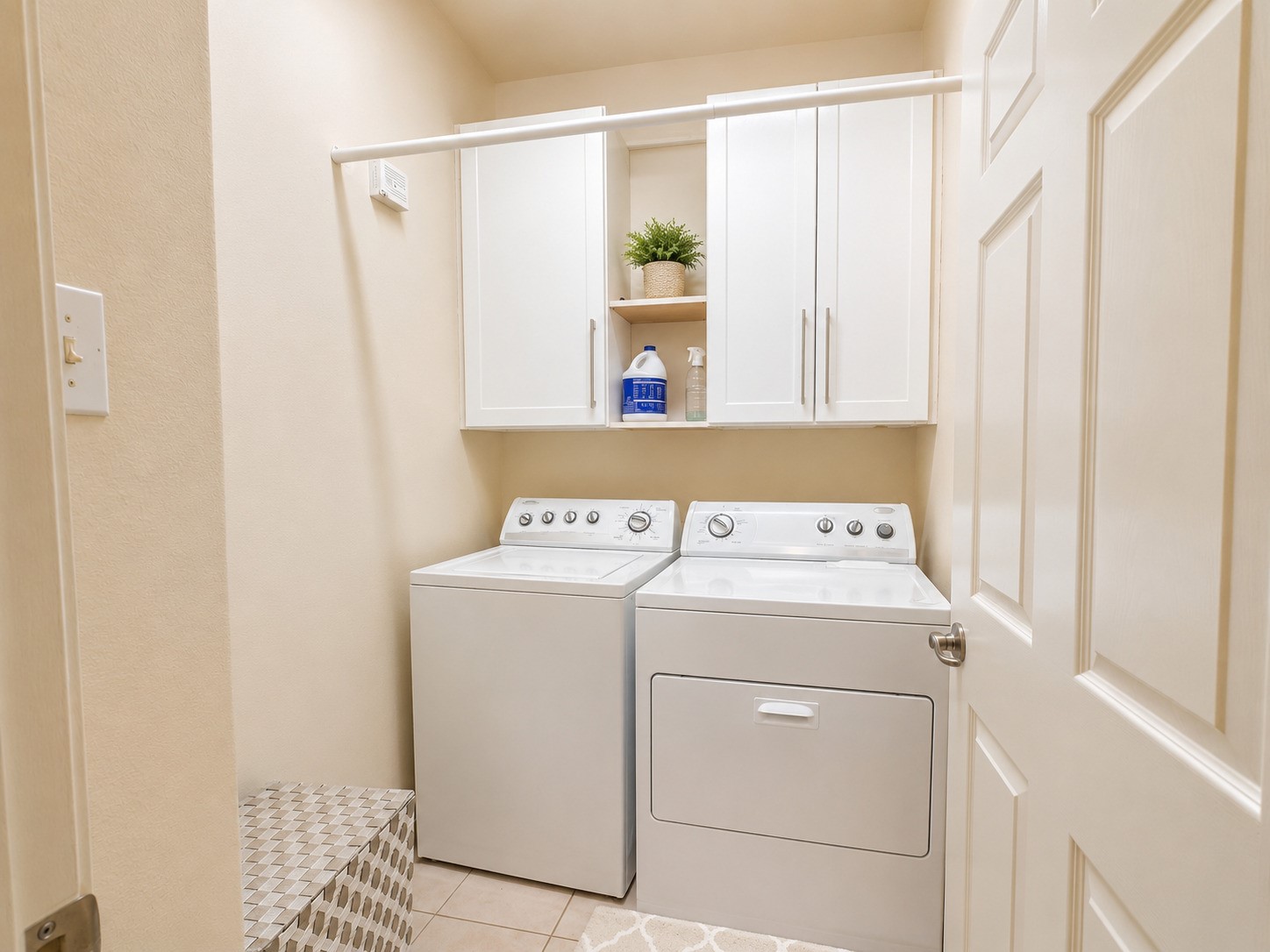25203 Bright Hollow Lane Property Photo 6