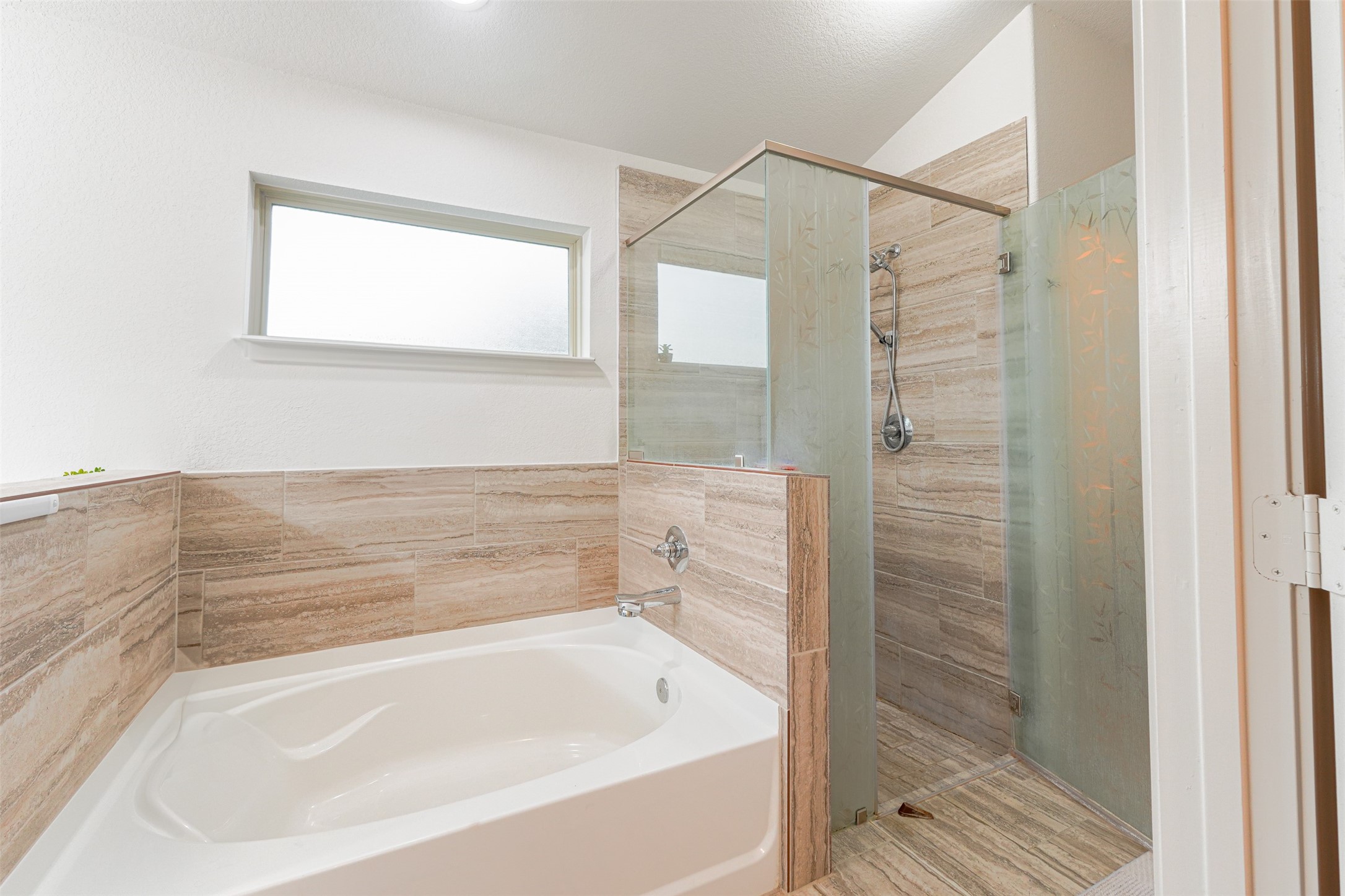 9857 Glen Brook Lane Property Photo 19