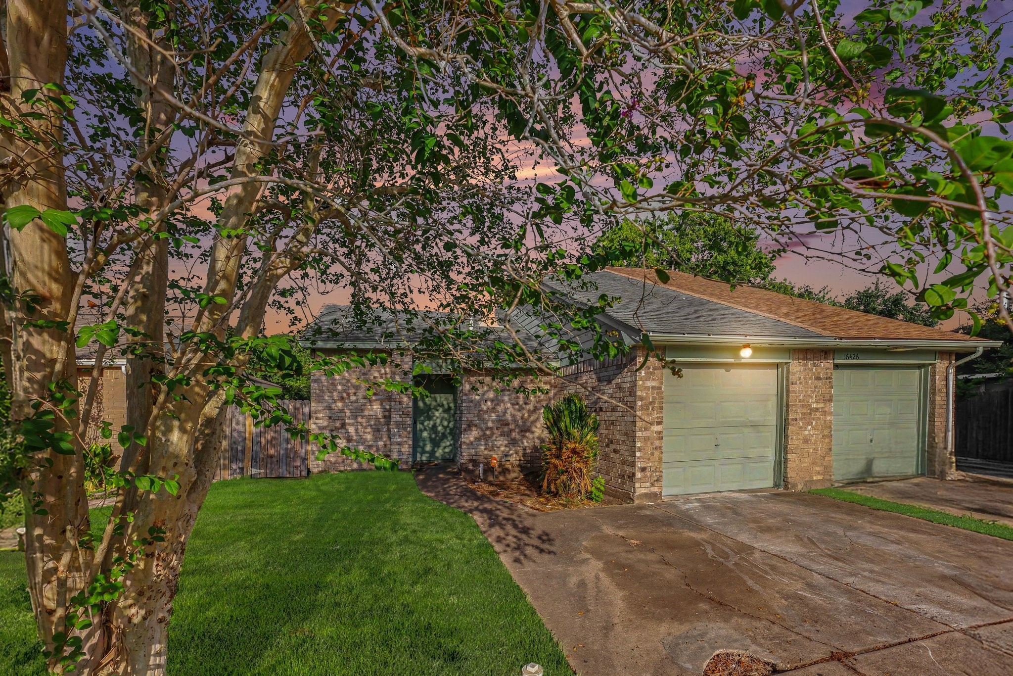 16428 Monte Carlo Lane Property Photo 23