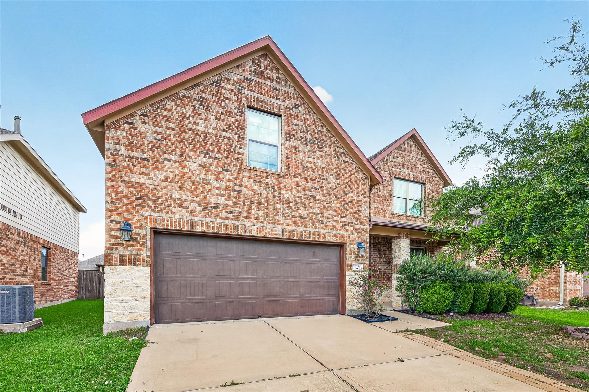 20706 Calloway Crest Court Property Photo 2