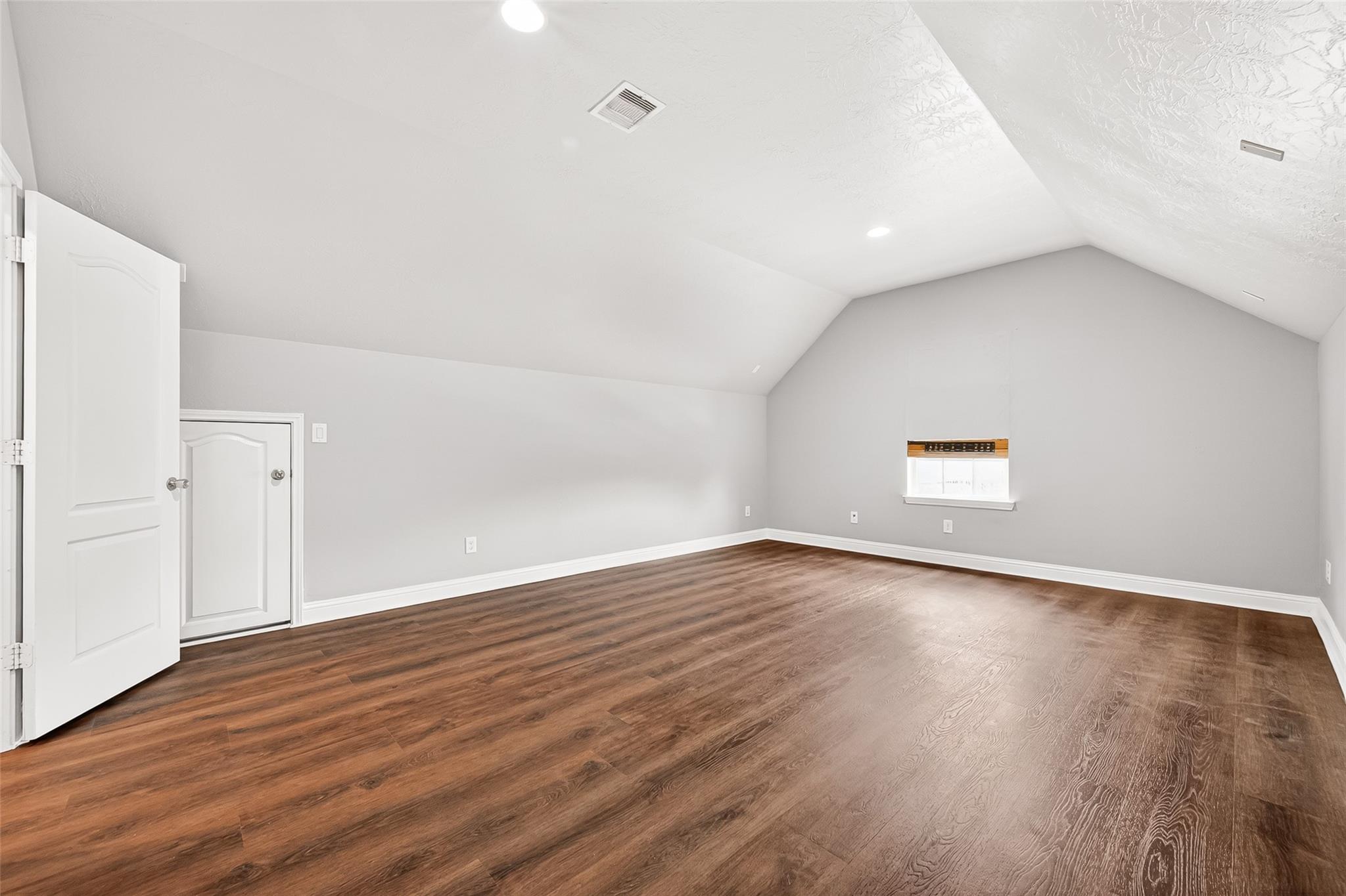 20706 Calloway Crest Court Property Photo 34