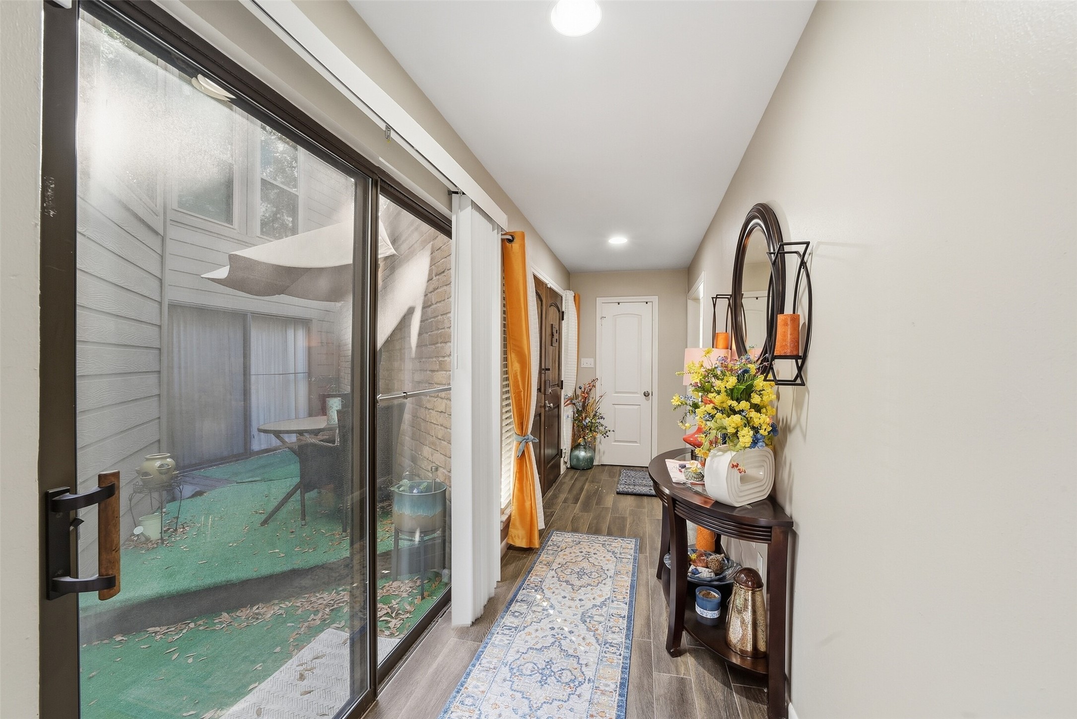 15326 La Mancha Drive Property Photo 6