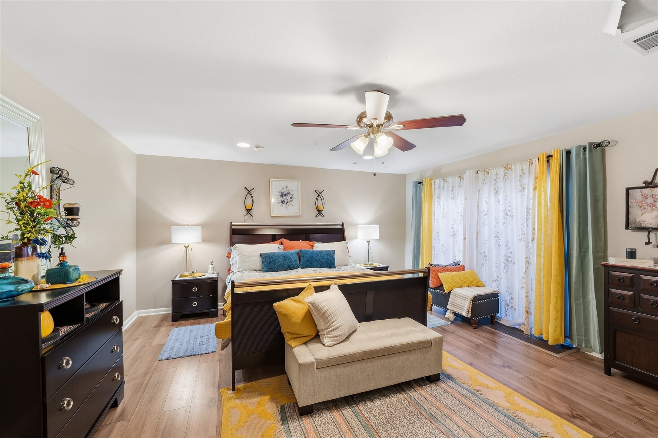 15326 La Mancha Drive Property Photo 8