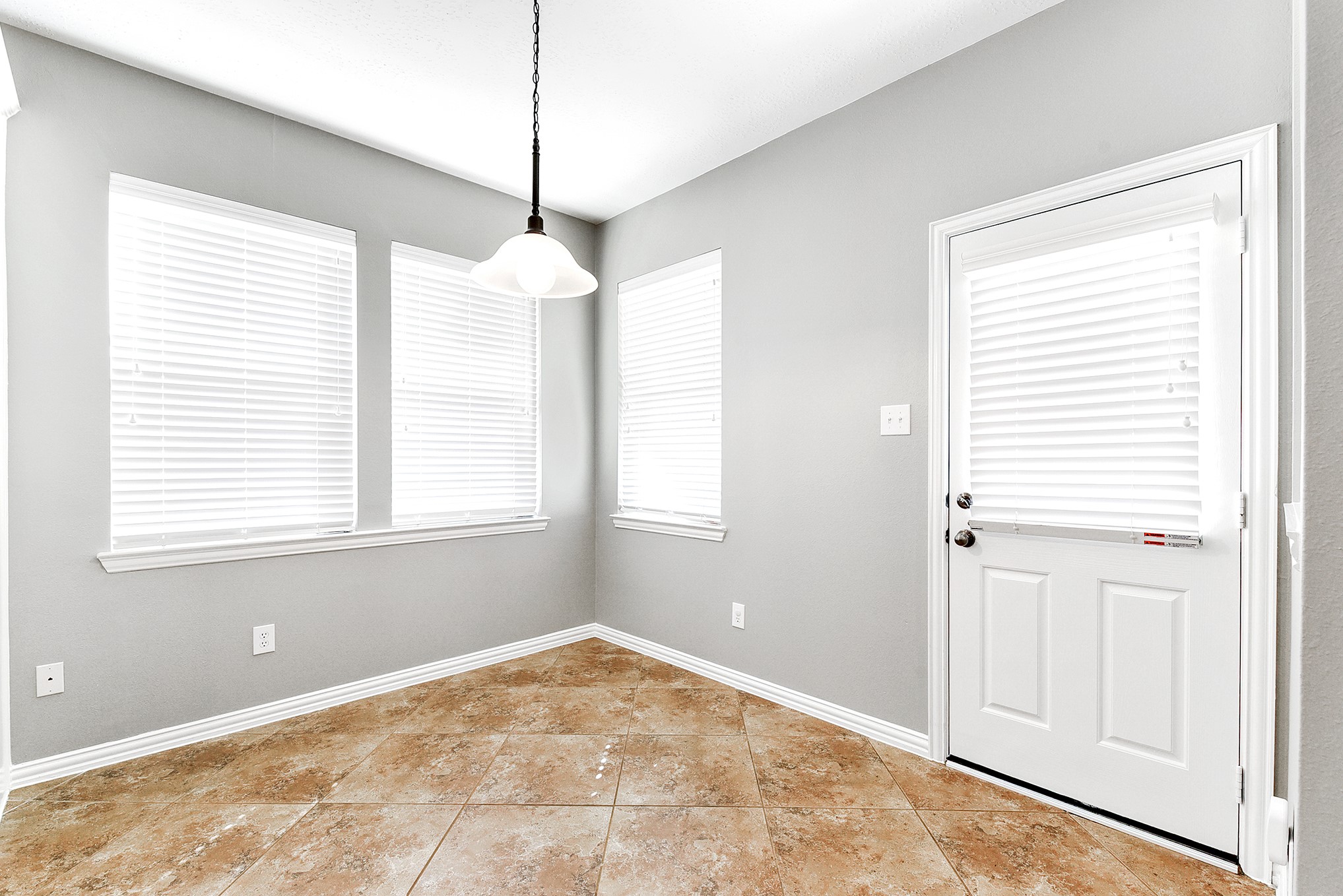 28223 Daystrom Lane Property Photo 17