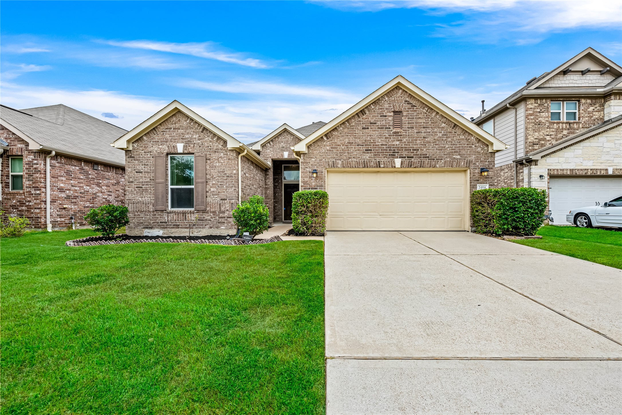 24114 Adobe Ridge Lane Property Photo 2