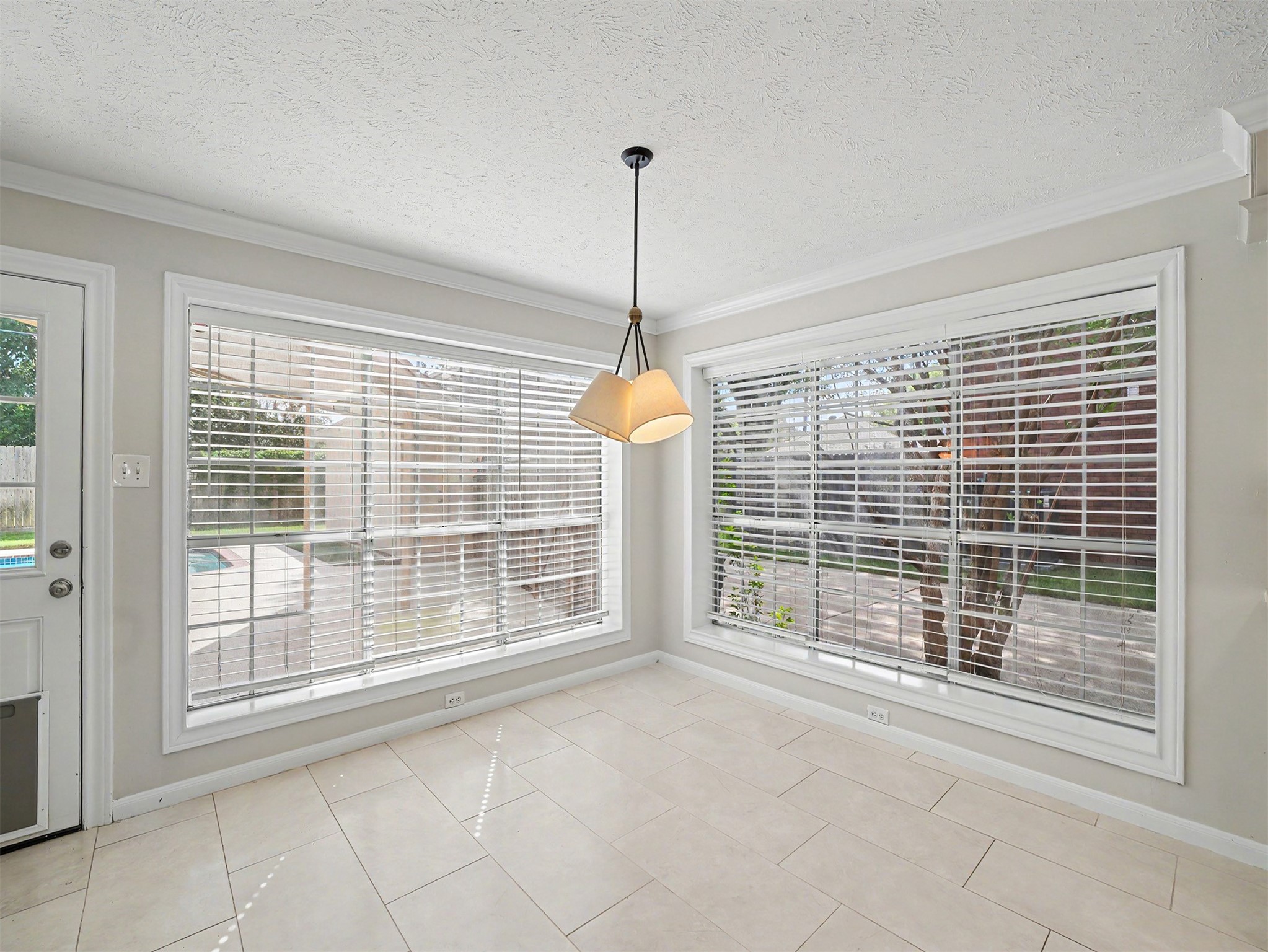 15811 Echo Lodge Drive Property Photo 14