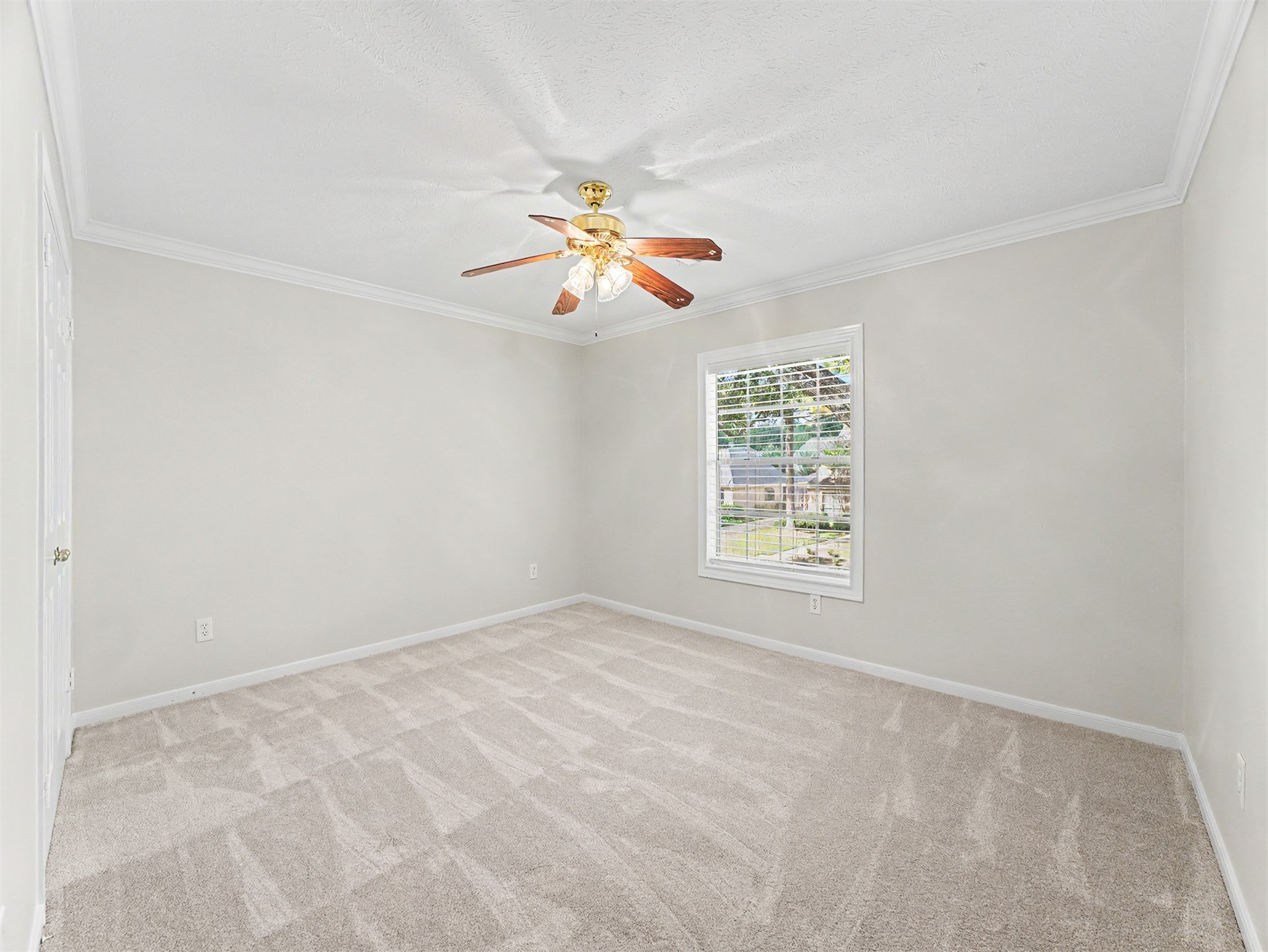 15811 Echo Lodge Drive Property Photo 33