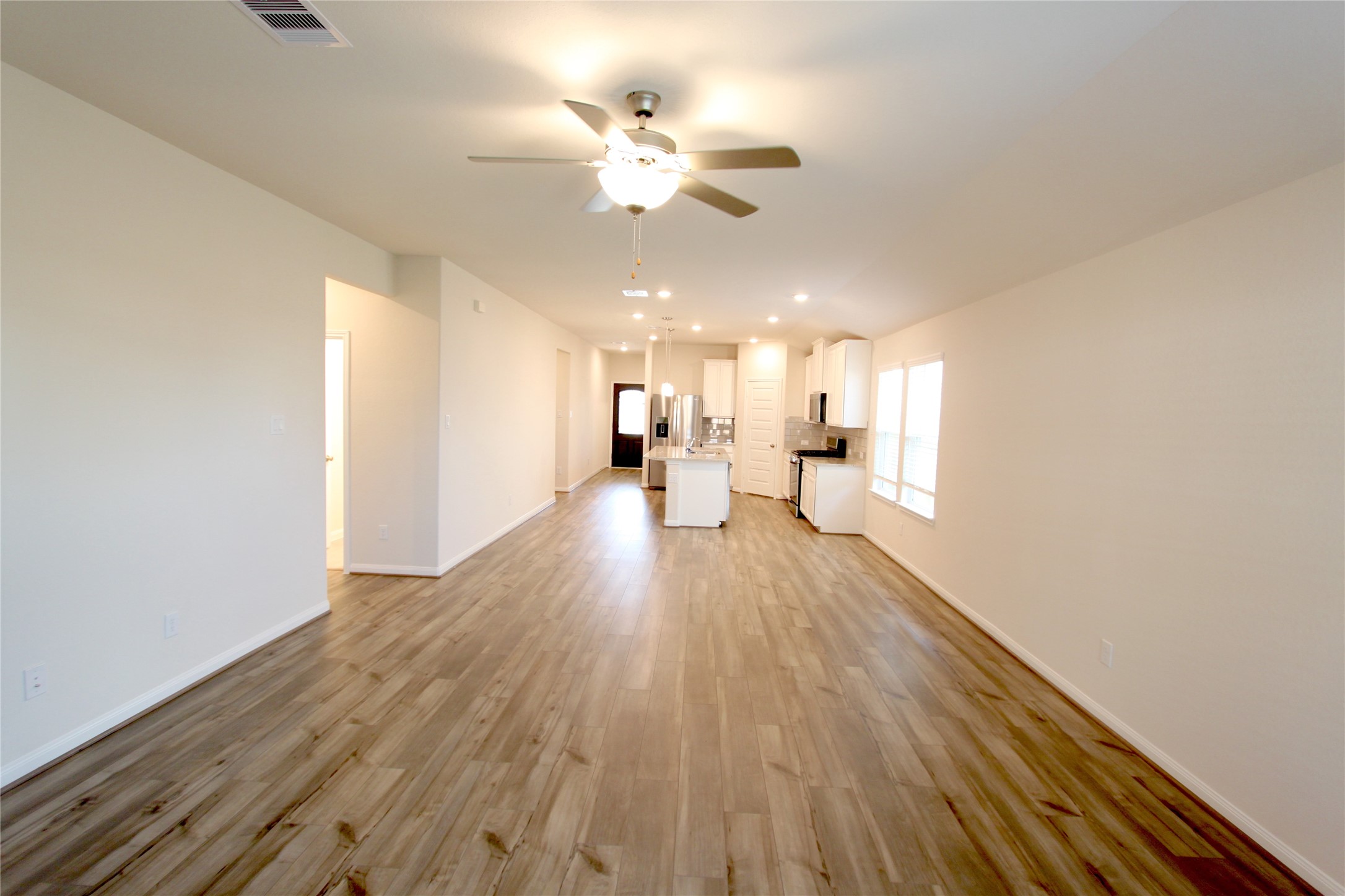 7207 Wilshire Court Property Photo 2