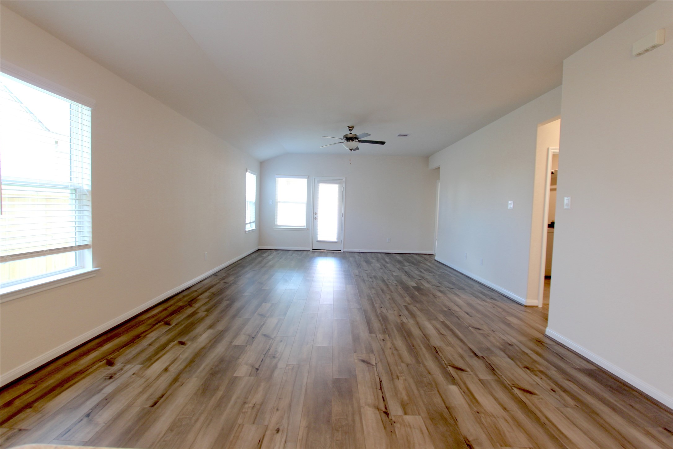 7207 Wilshire Court Property Photo 3