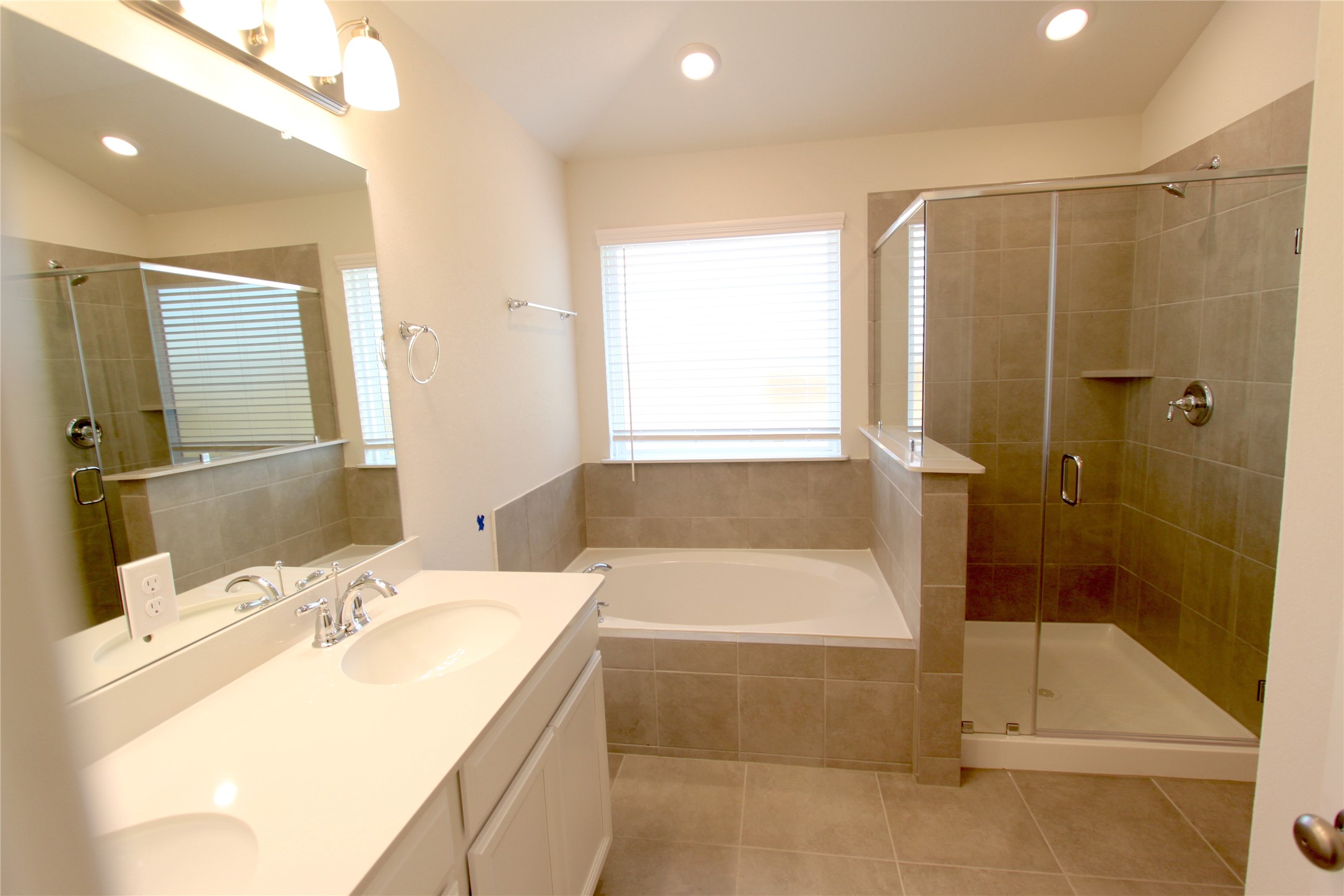 7207 Wilshire Court Property Photo 9
