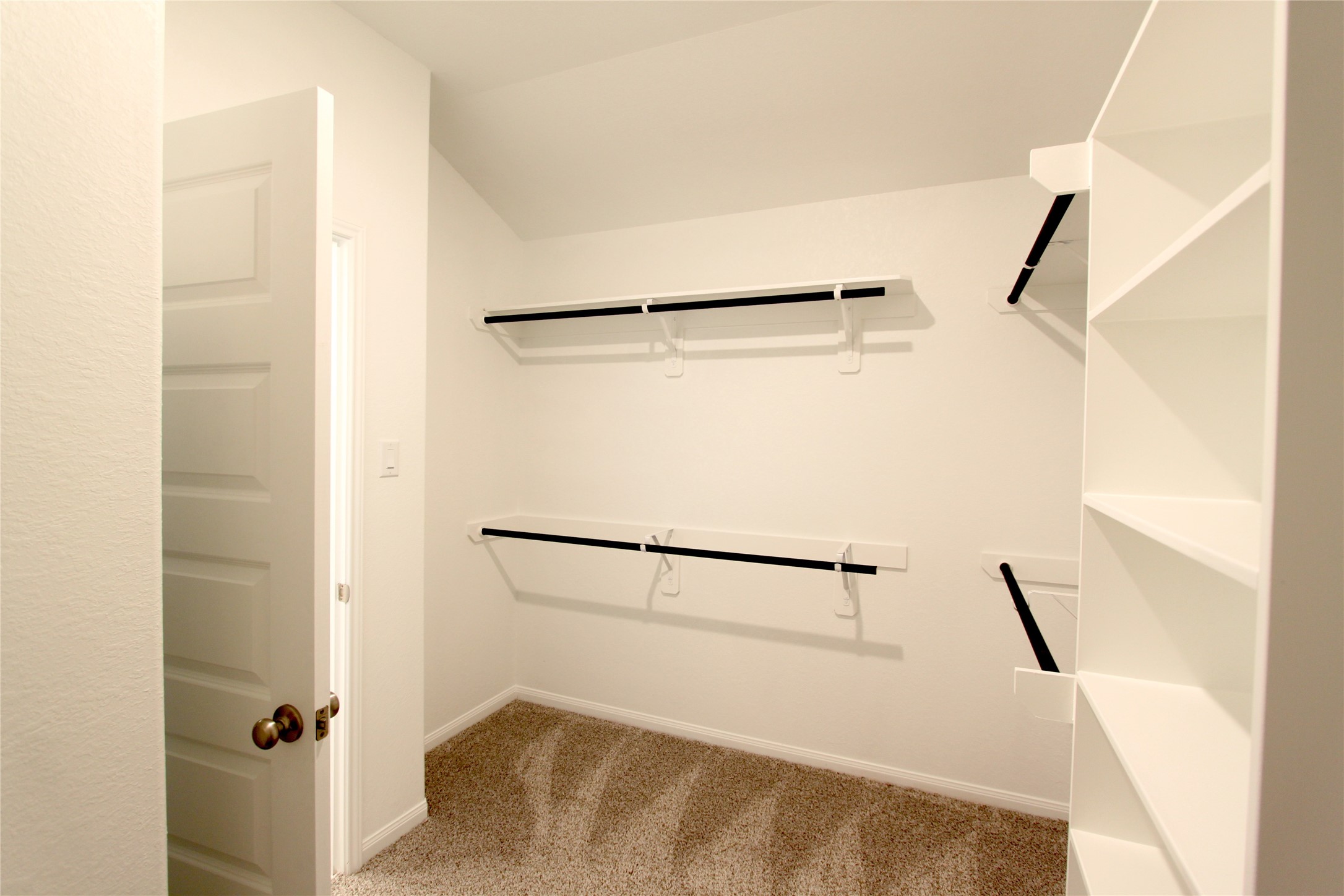 7207 Wilshire Court Property Photo 10